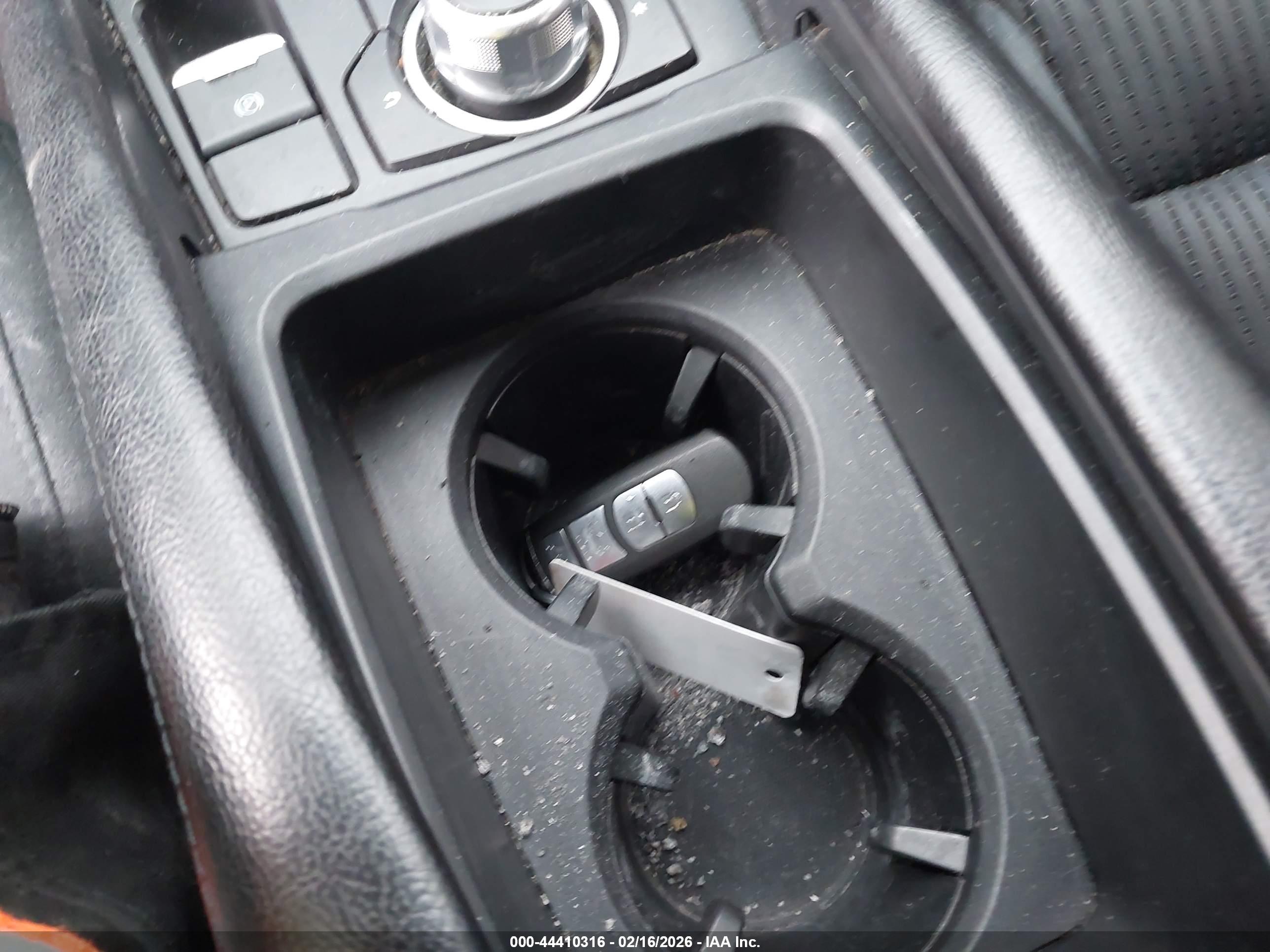 MAZDA MAZDA6 image 11