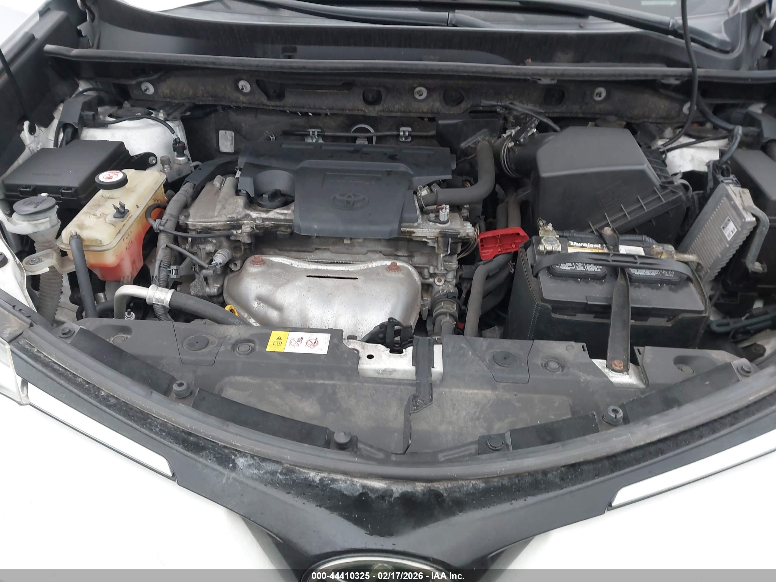 TOYOTA RAV4 image 10