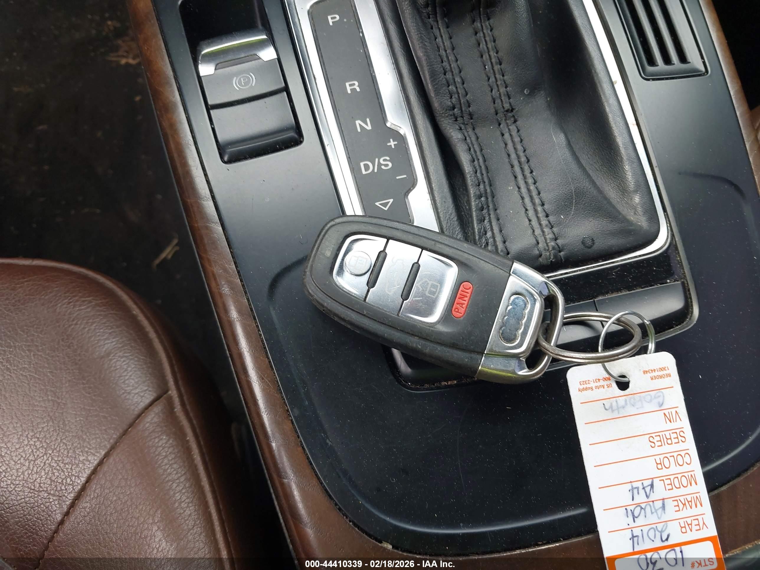 AUDI A4 image 11