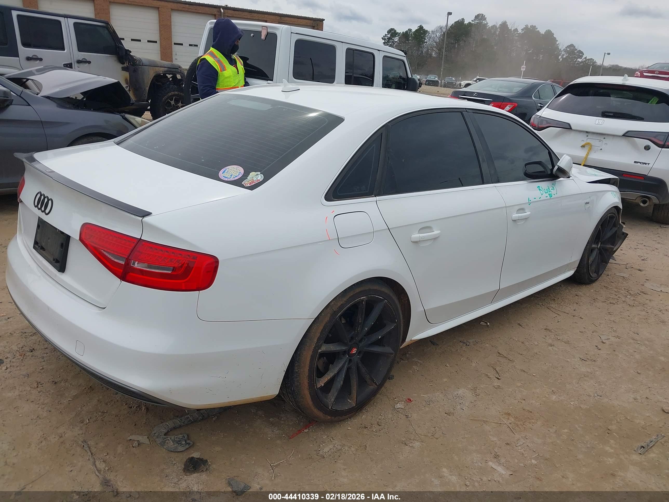 AUDI A4 image 4