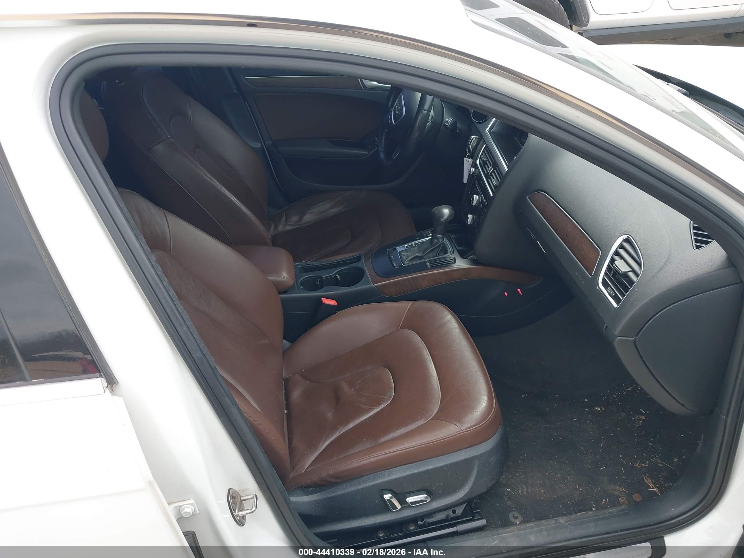 AUDI A4 image 5