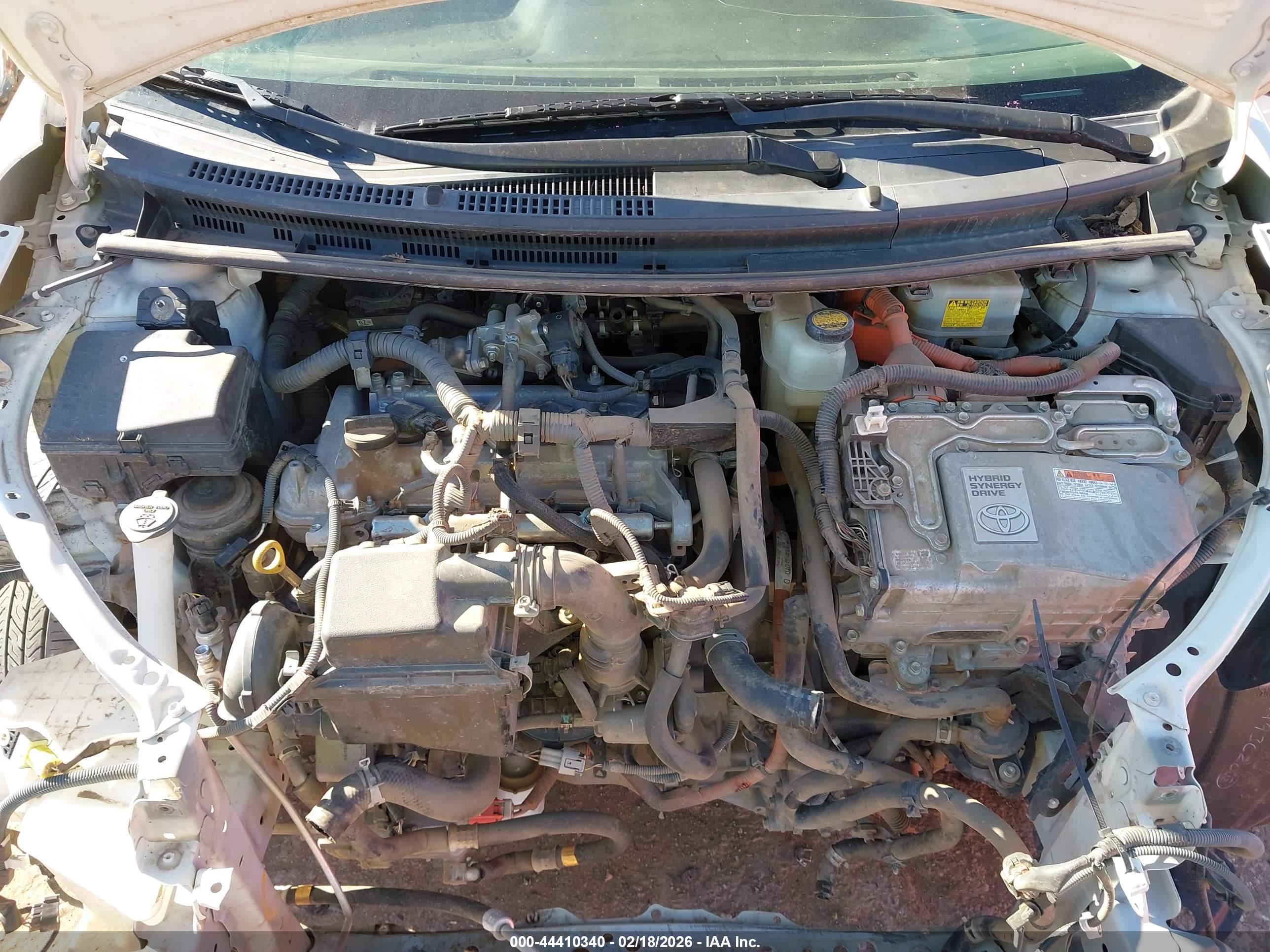 TOYOTA PRIUS image 10