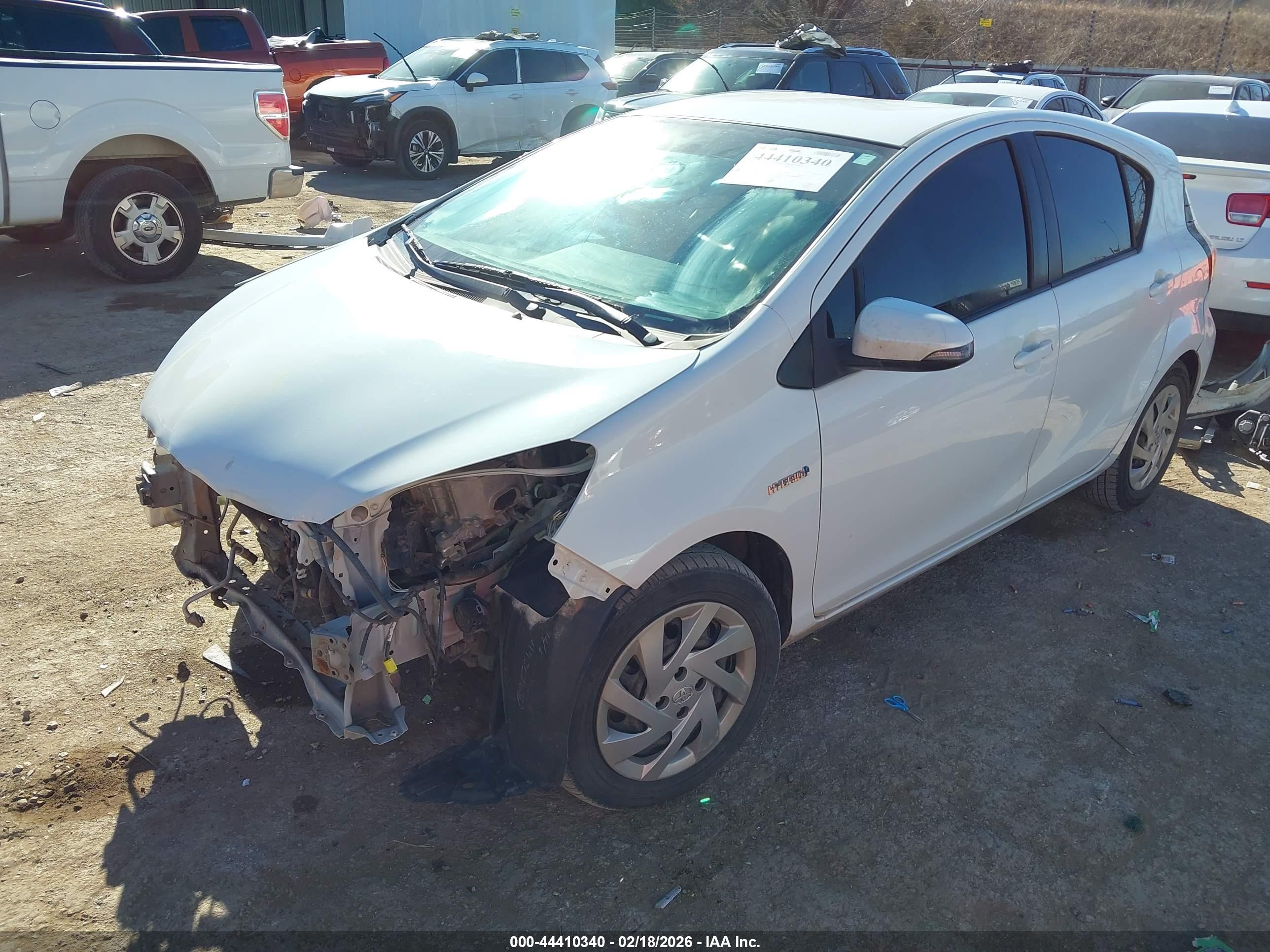 TOYOTA PRIUS image 2