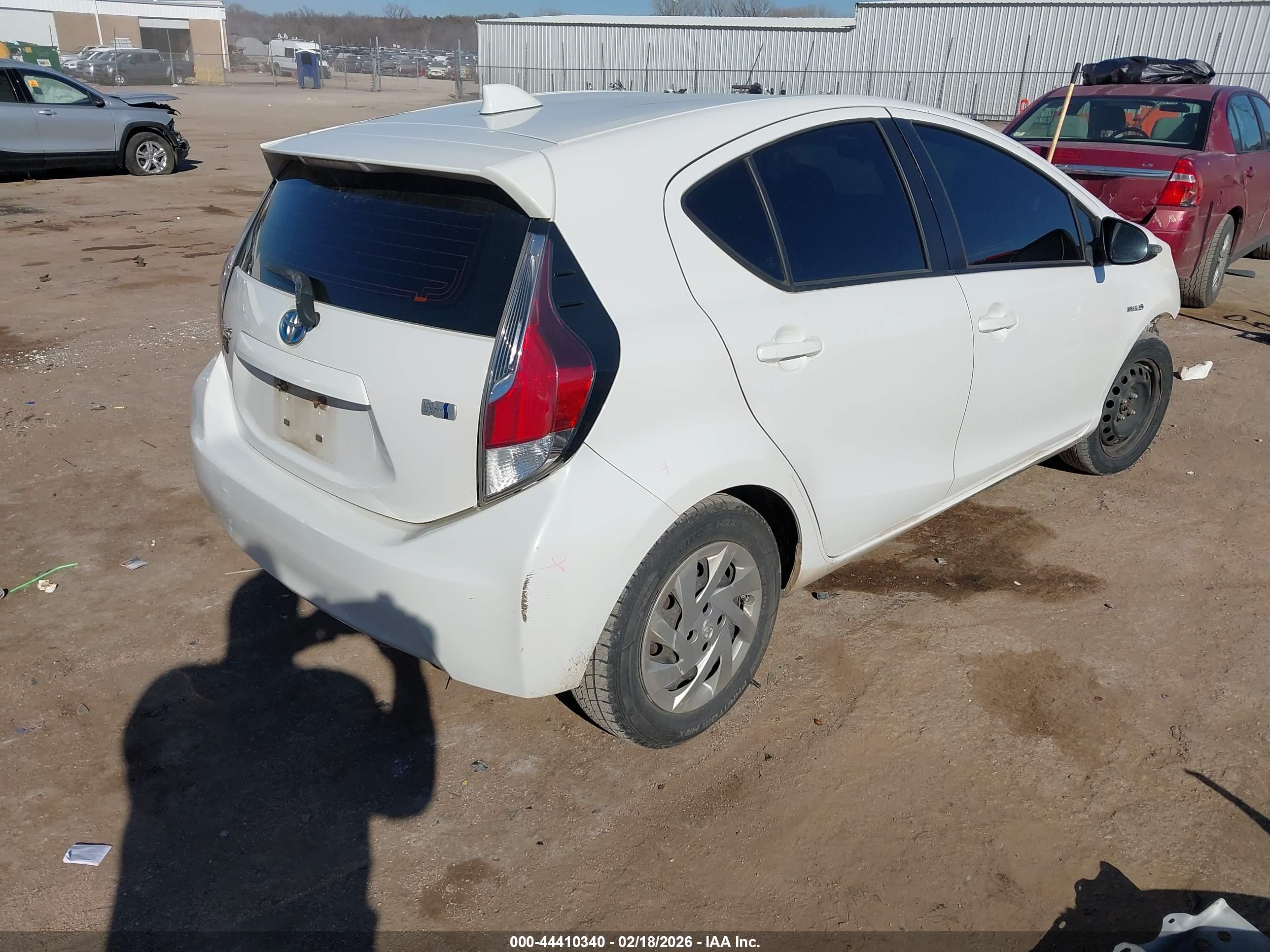 TOYOTA PRIUS image 4