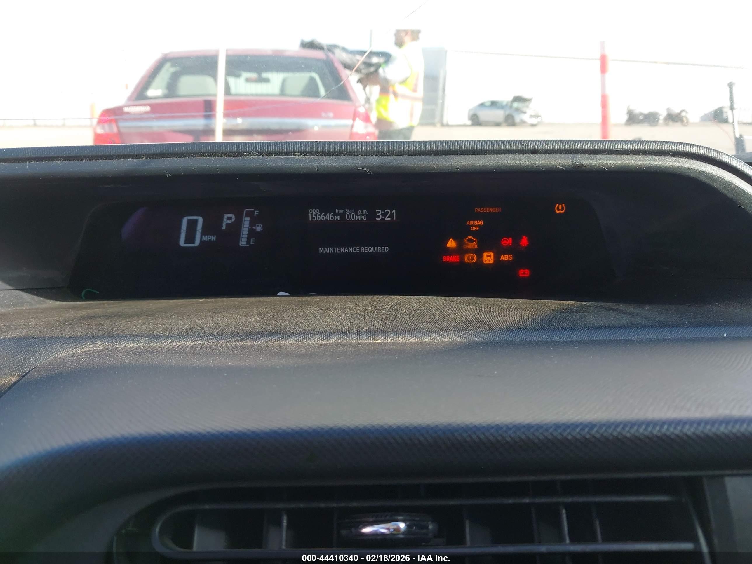 TOYOTA PRIUS image 7