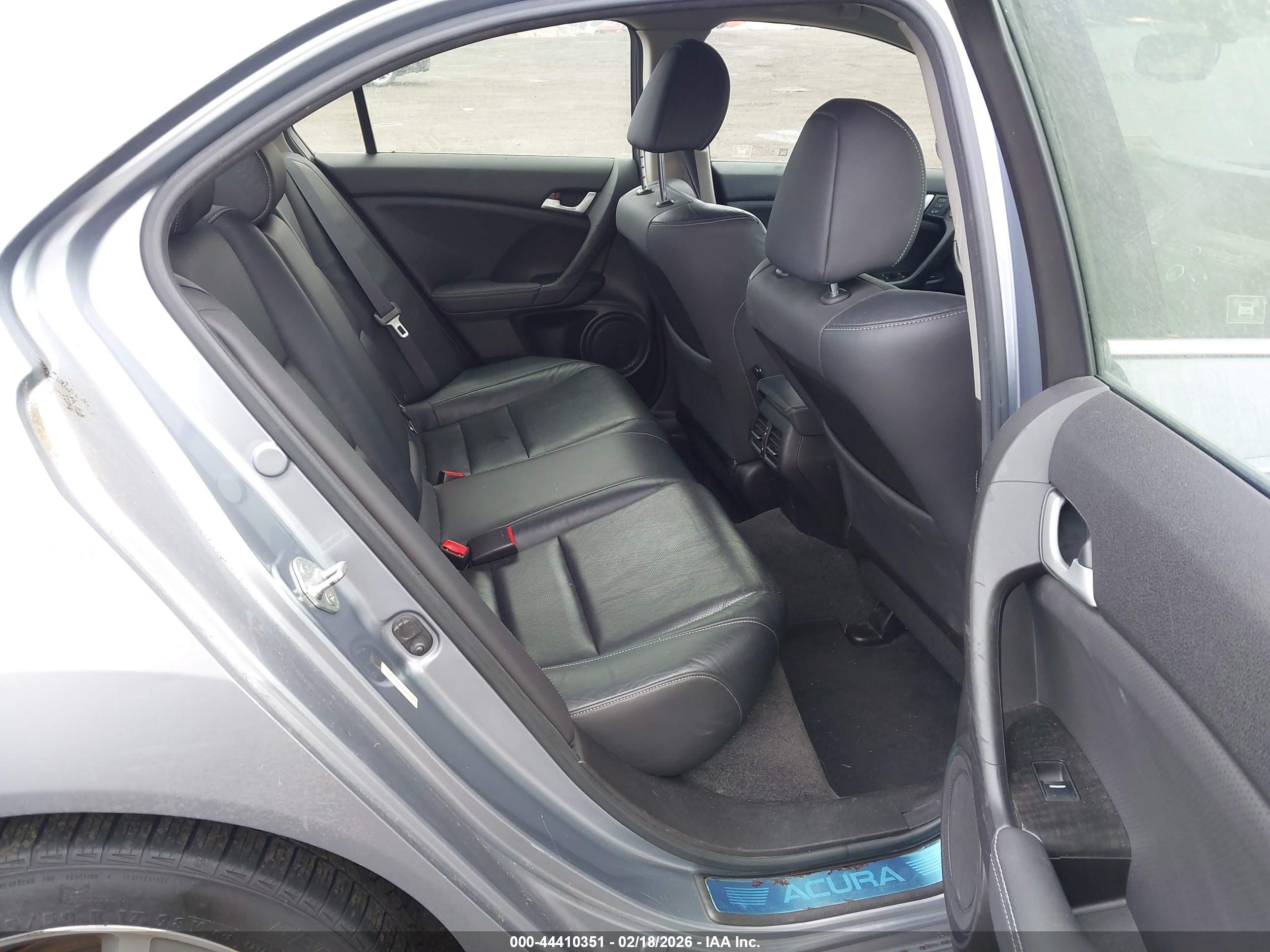 ACURA TSX image 8