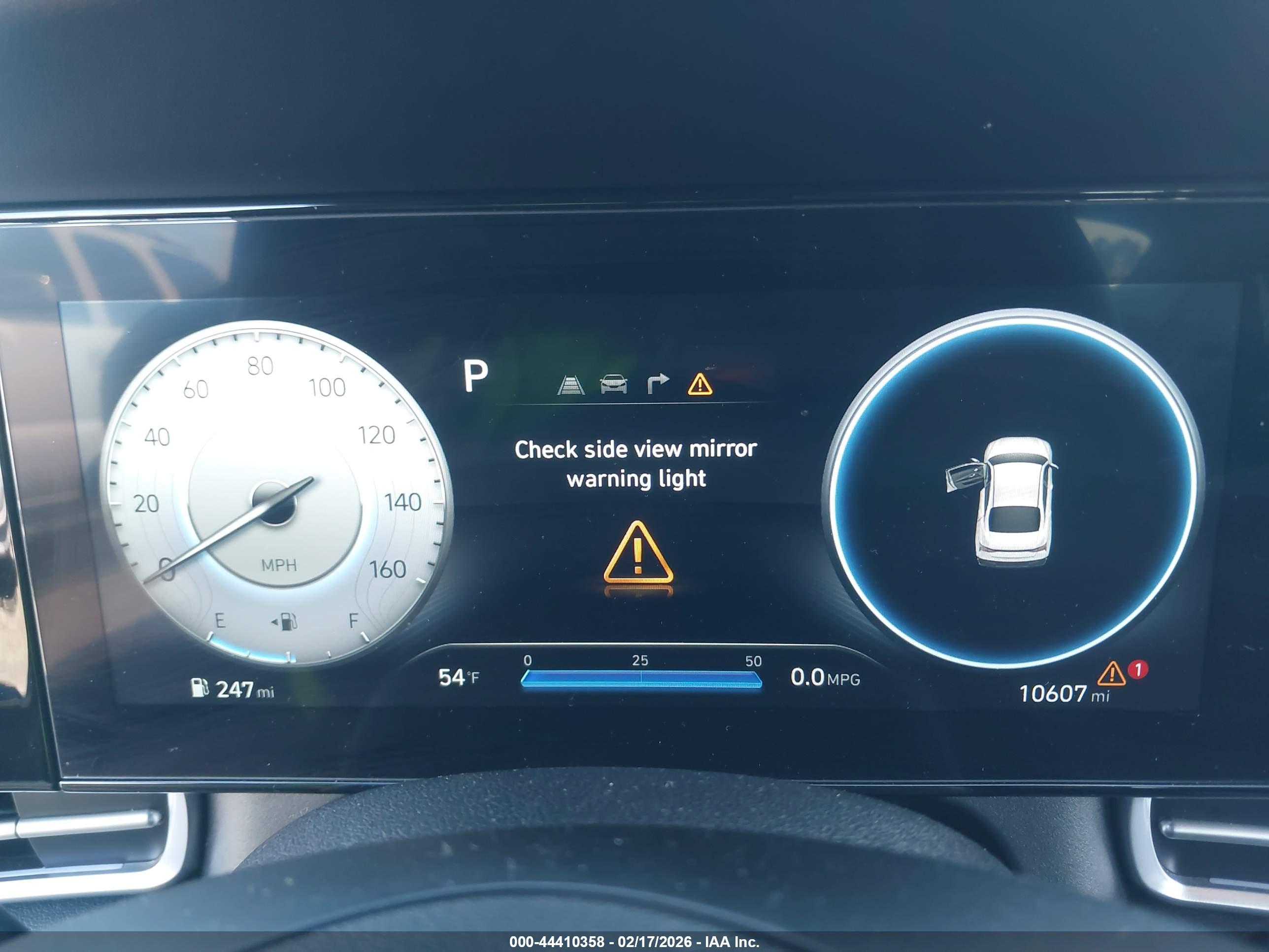 HYUNDAI ELANTRA image 7