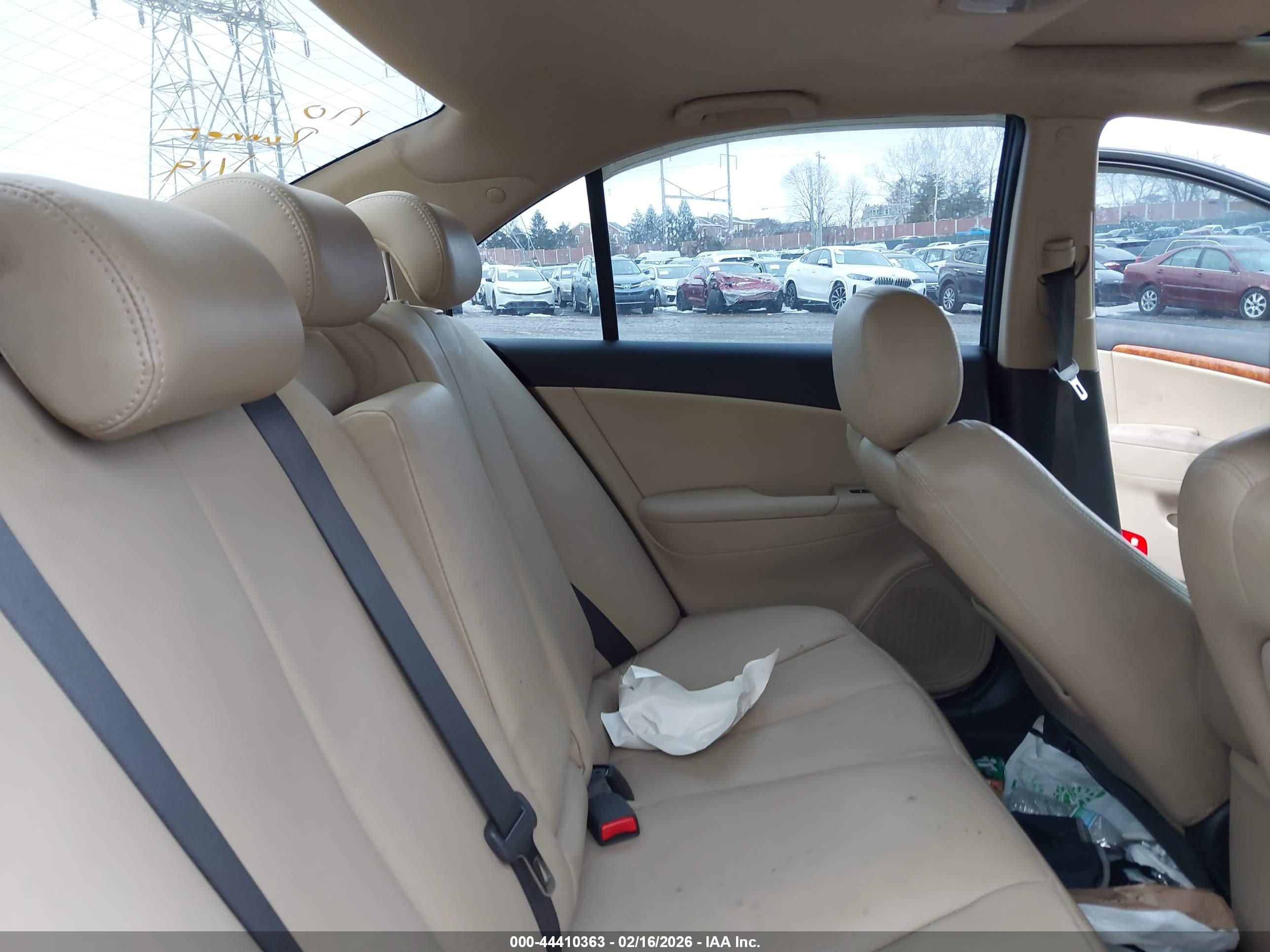 HYUNDAI SONATA image 8