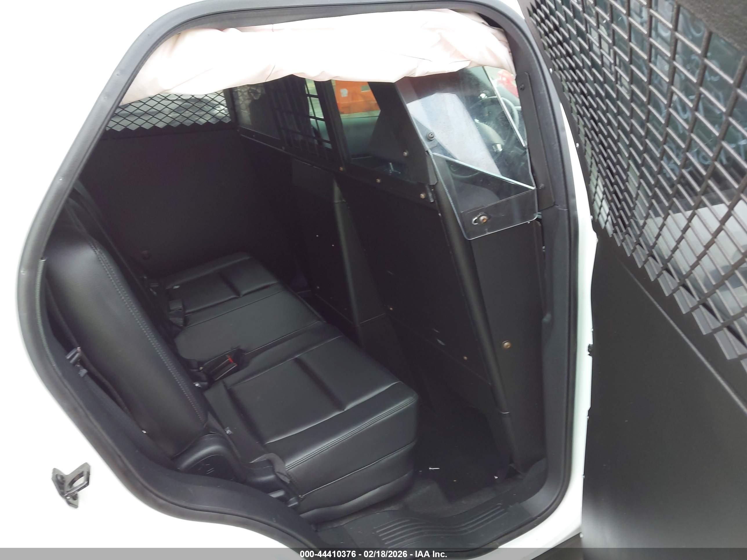 FORD UTILITY image 8