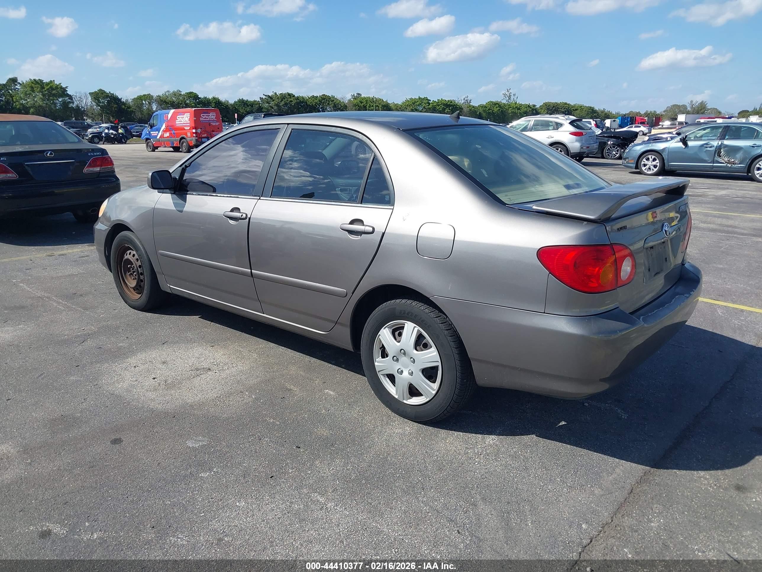 TOYOTA COROLLA image 3