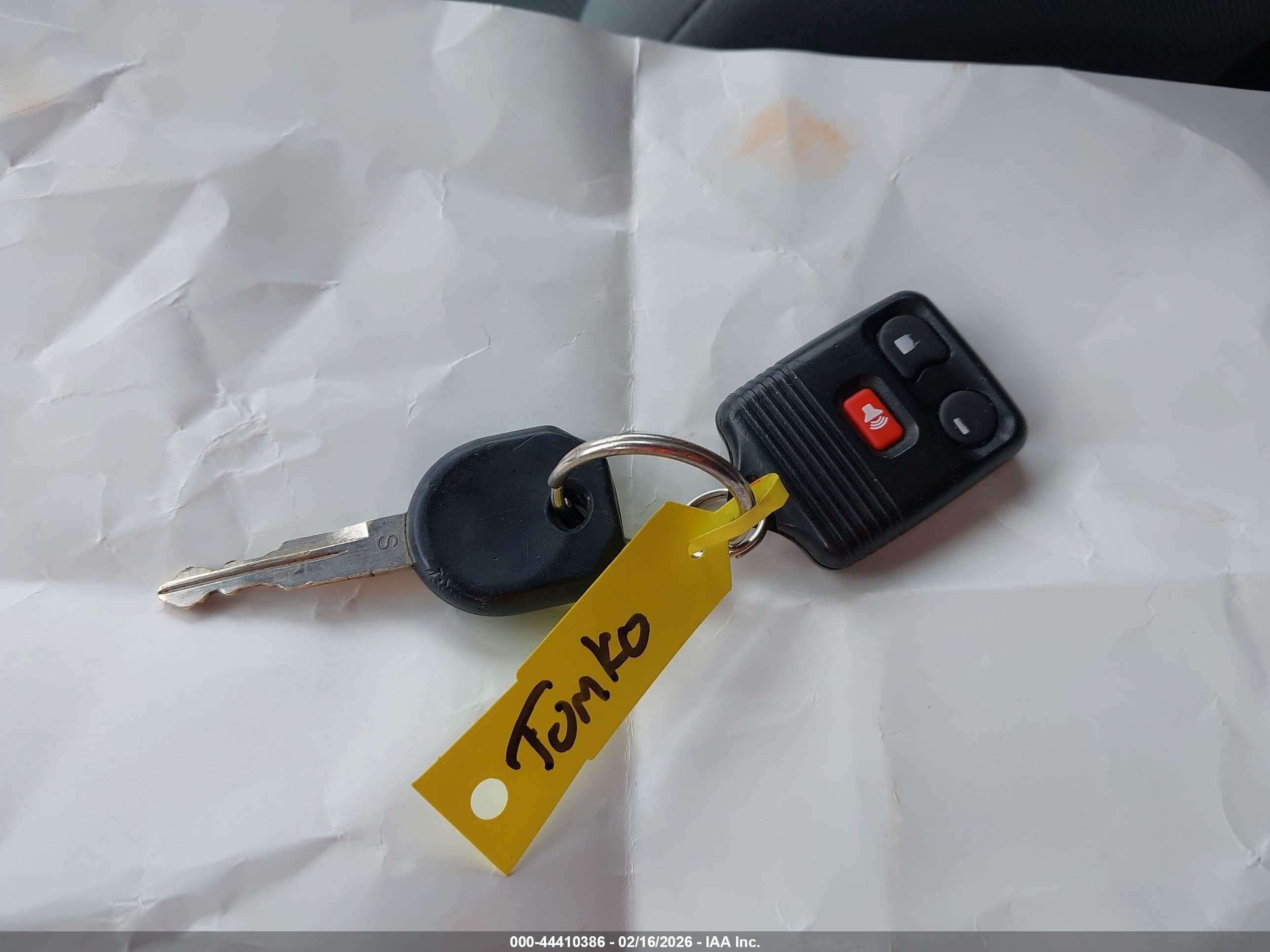 FORD ESCAPE image 11