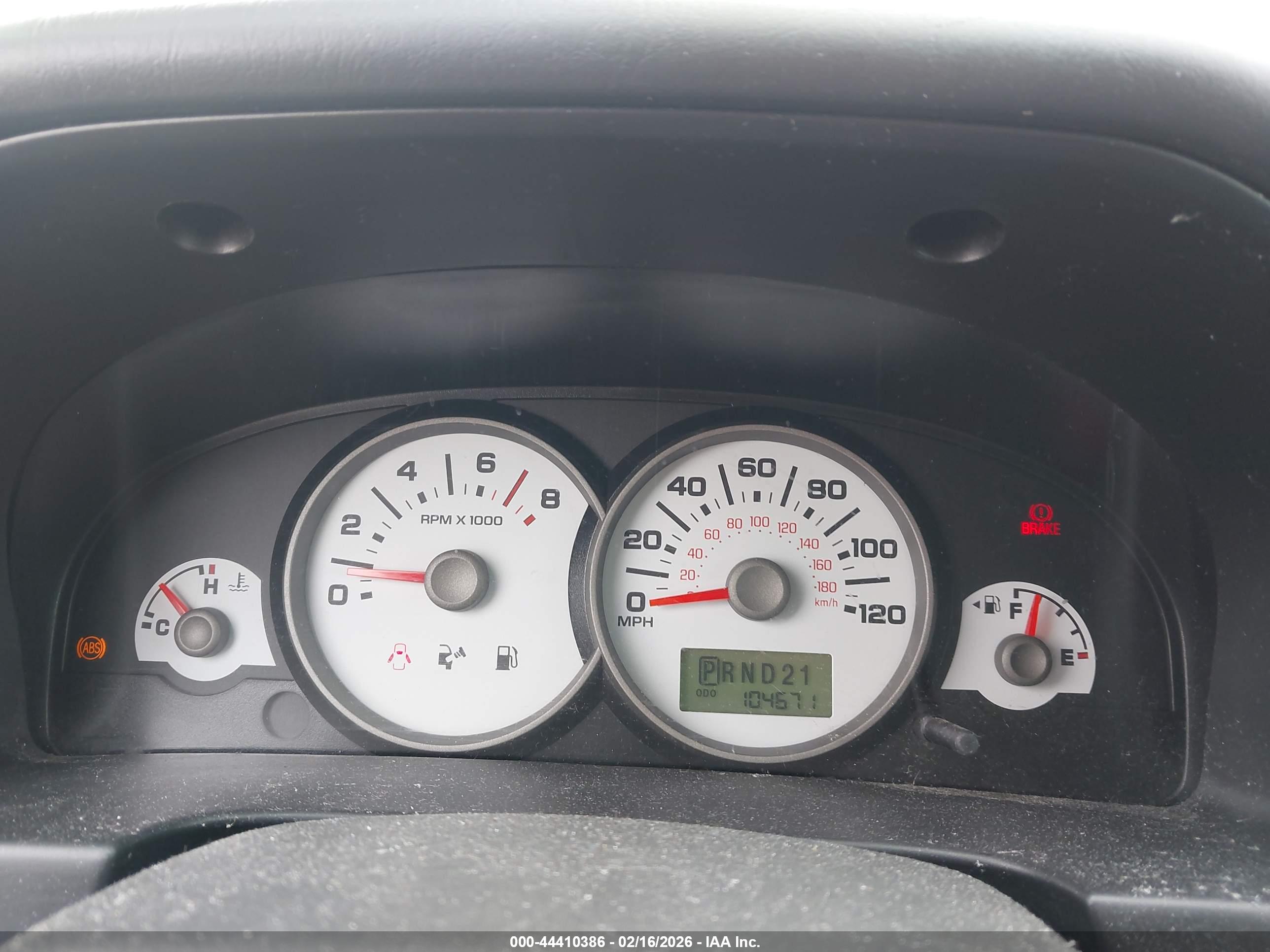 FORD ESCAPE image 7