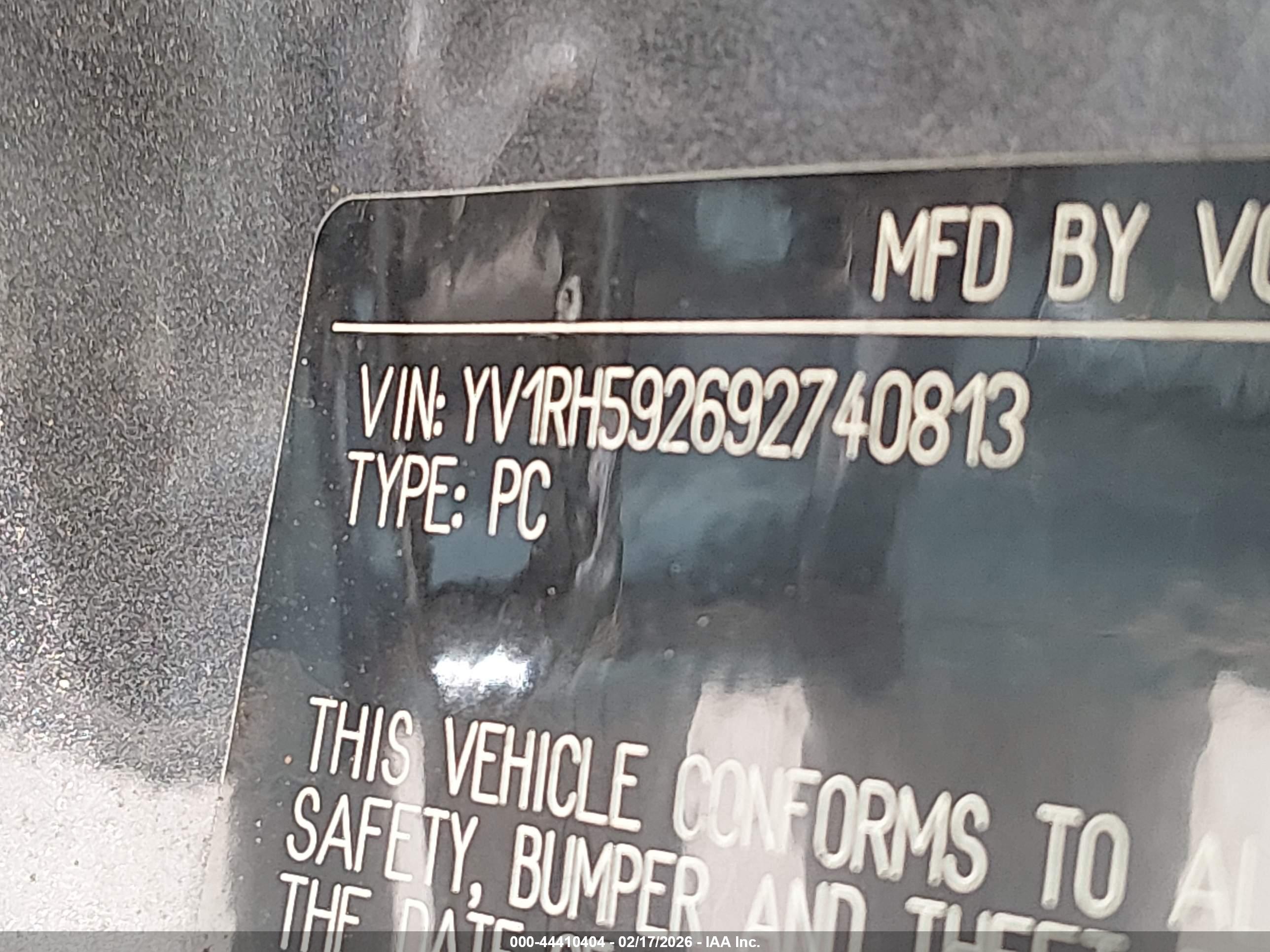 VOLVO S60 image 9