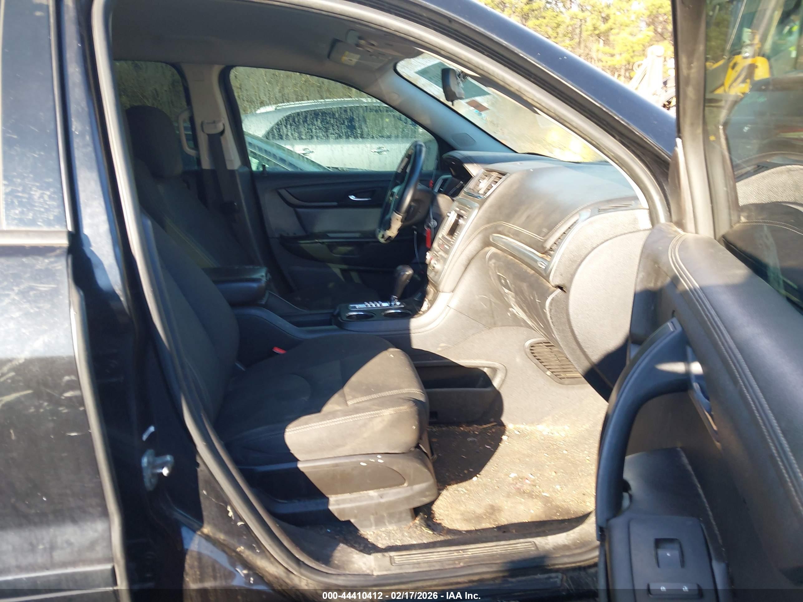 GMC ACADIA image 5