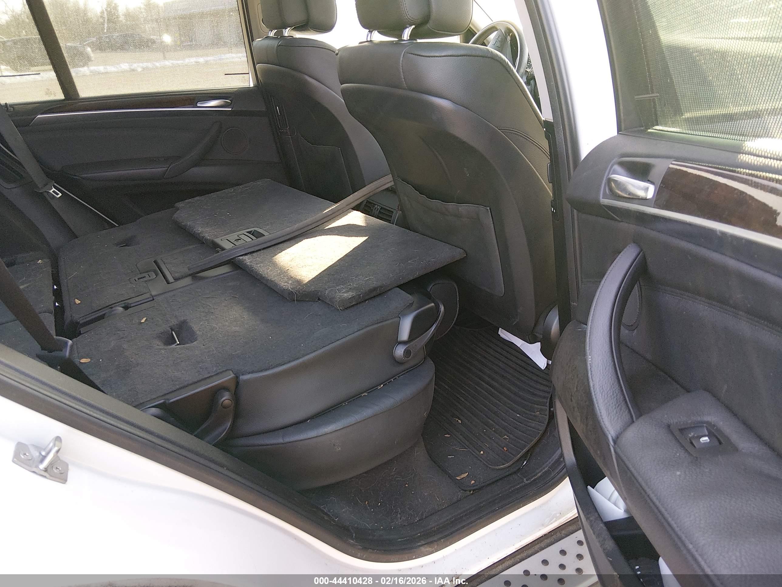 BMW X5 image 8