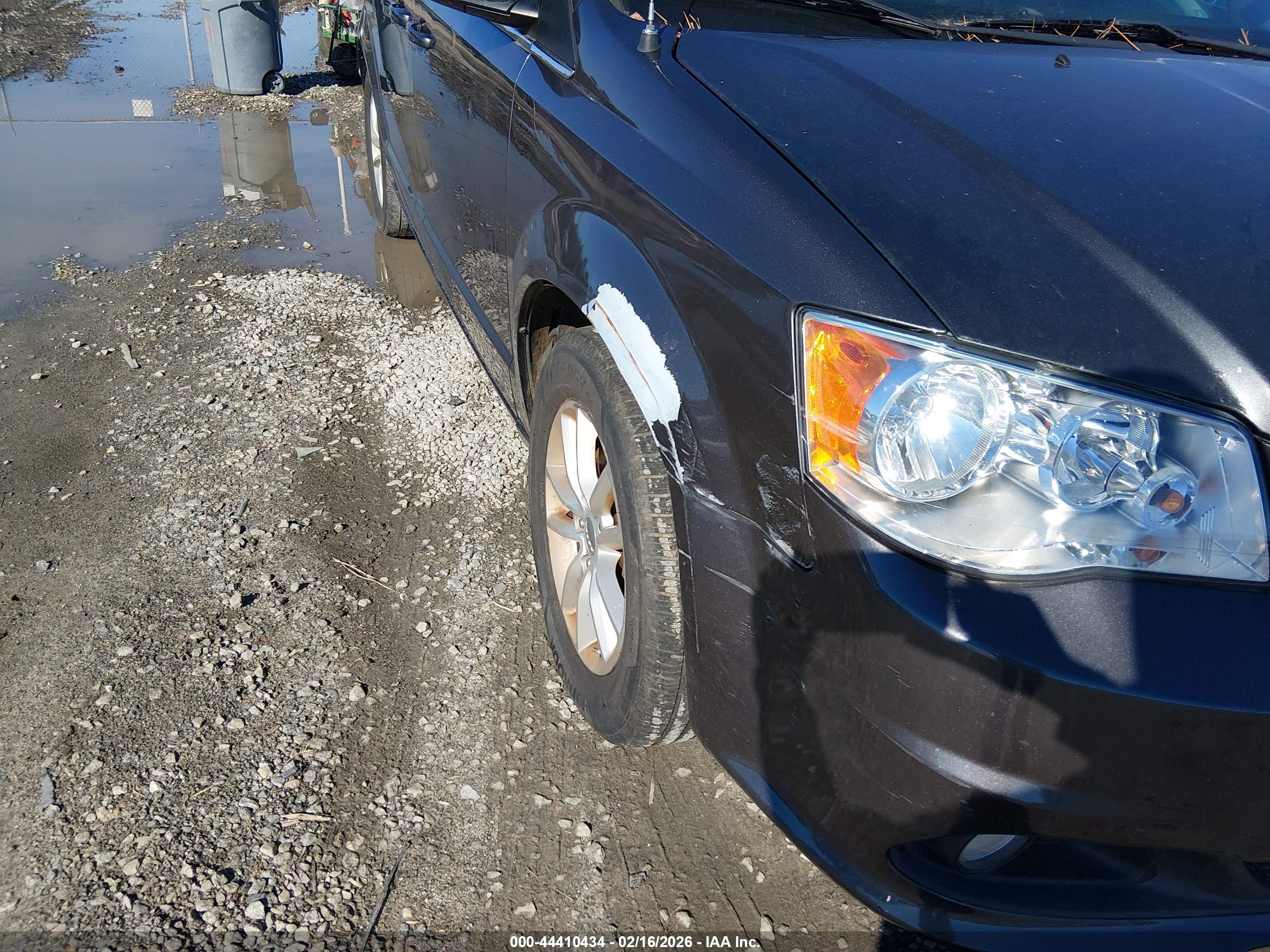 DODGE GRAND image 6
