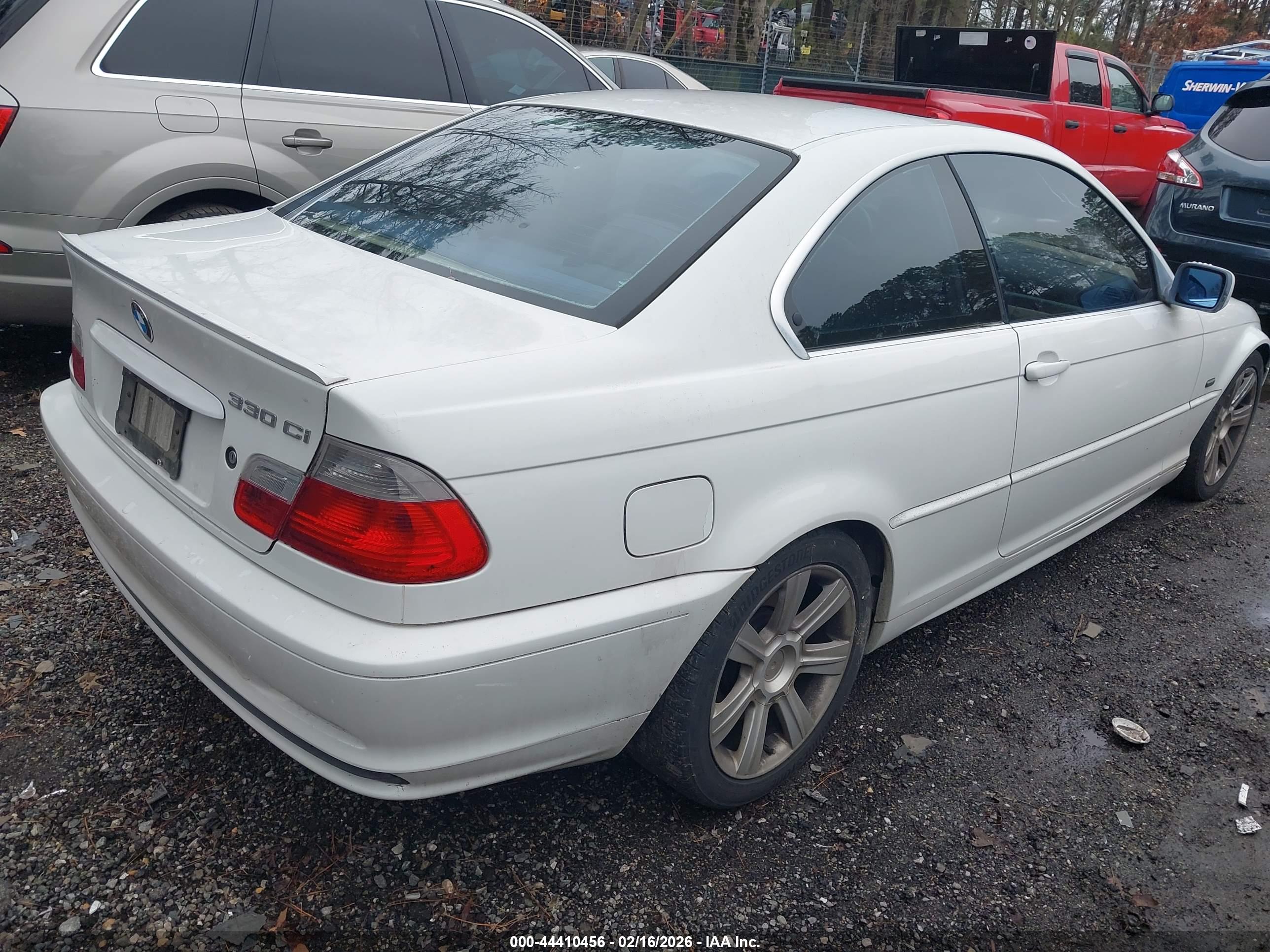 BMW 330CI image 4