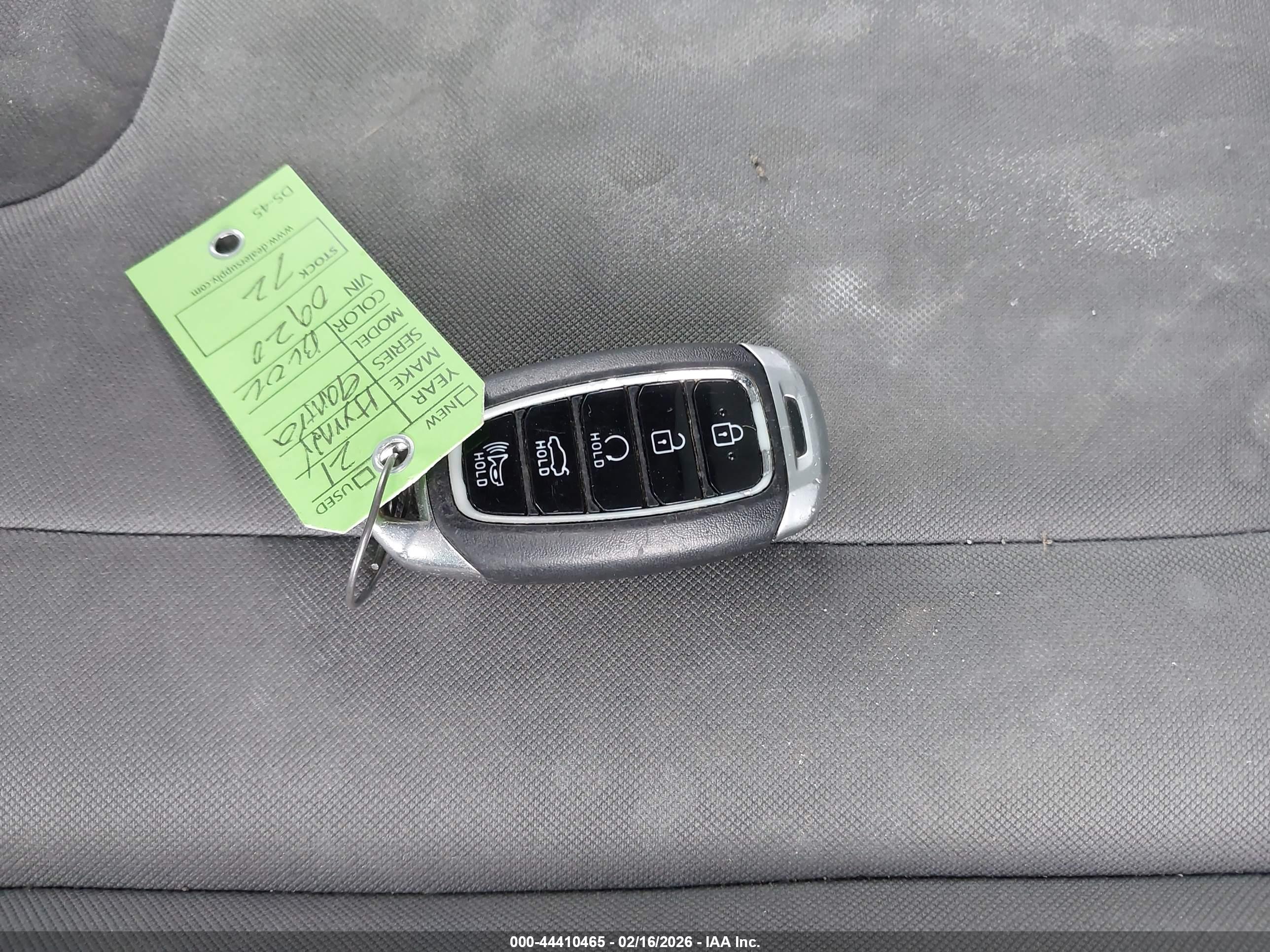 HYUNDAI ELANTRA image 11