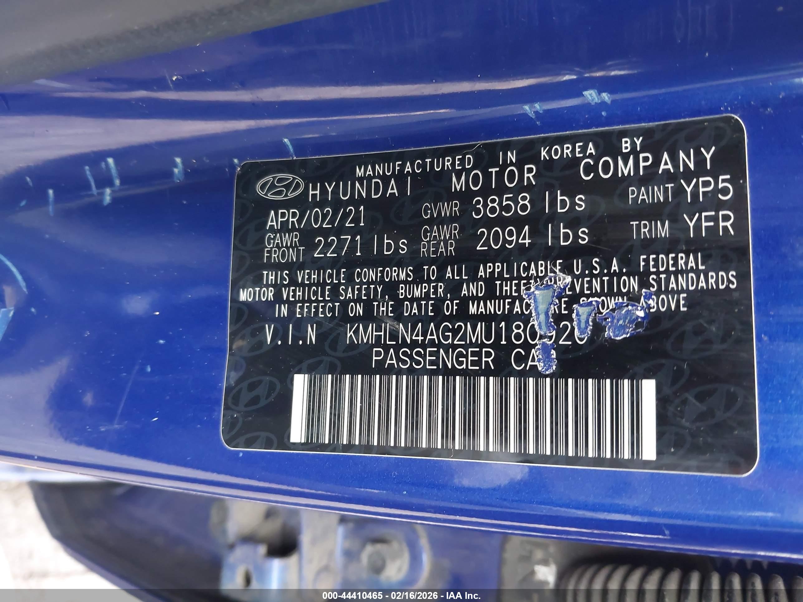 HYUNDAI ELANTRA image 9