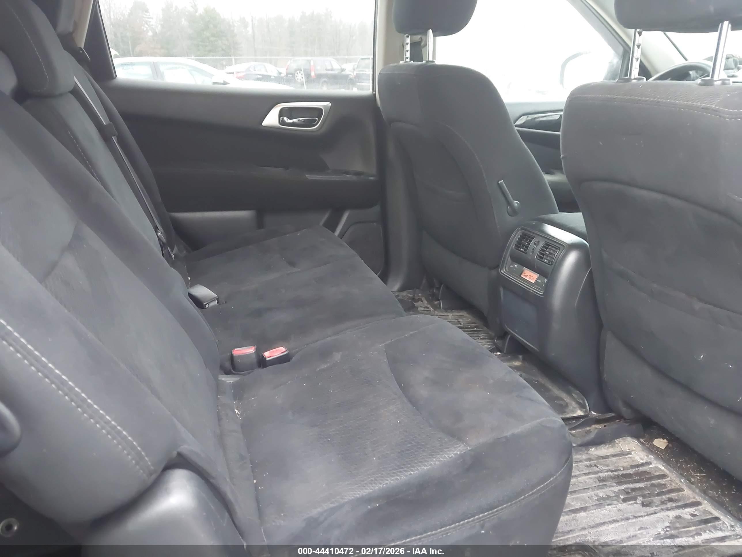NISSAN PATHFINDER image 8