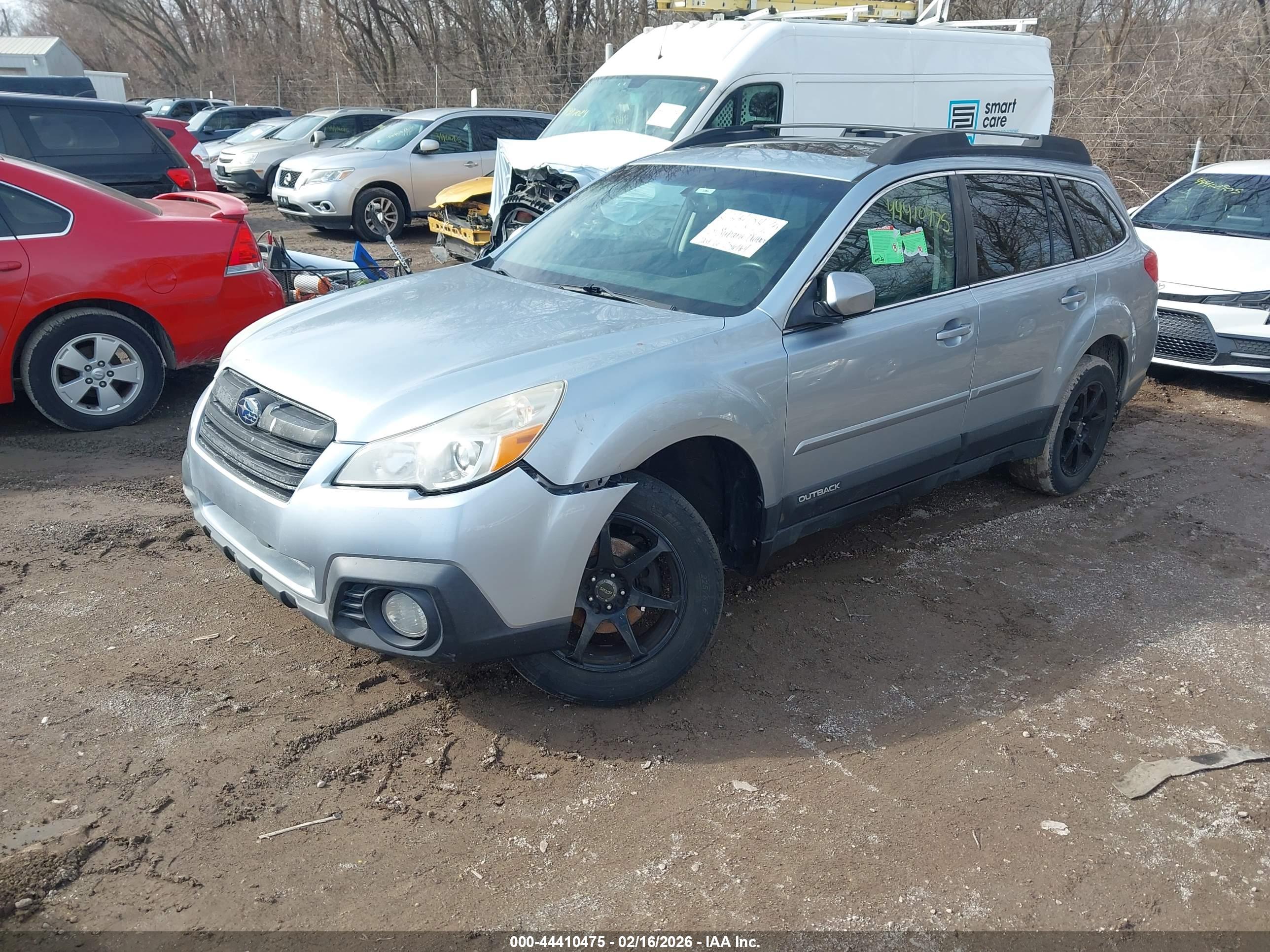 SUBARU OUTBACK image 2