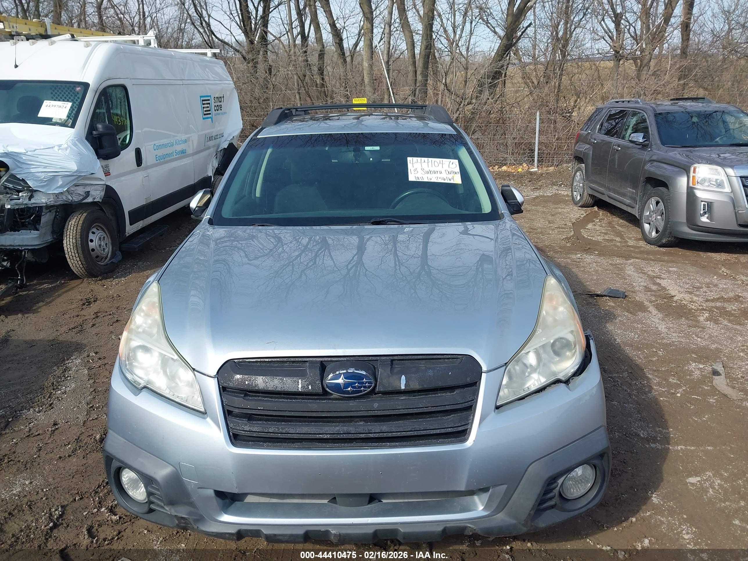 SUBARU OUTBACK image 6