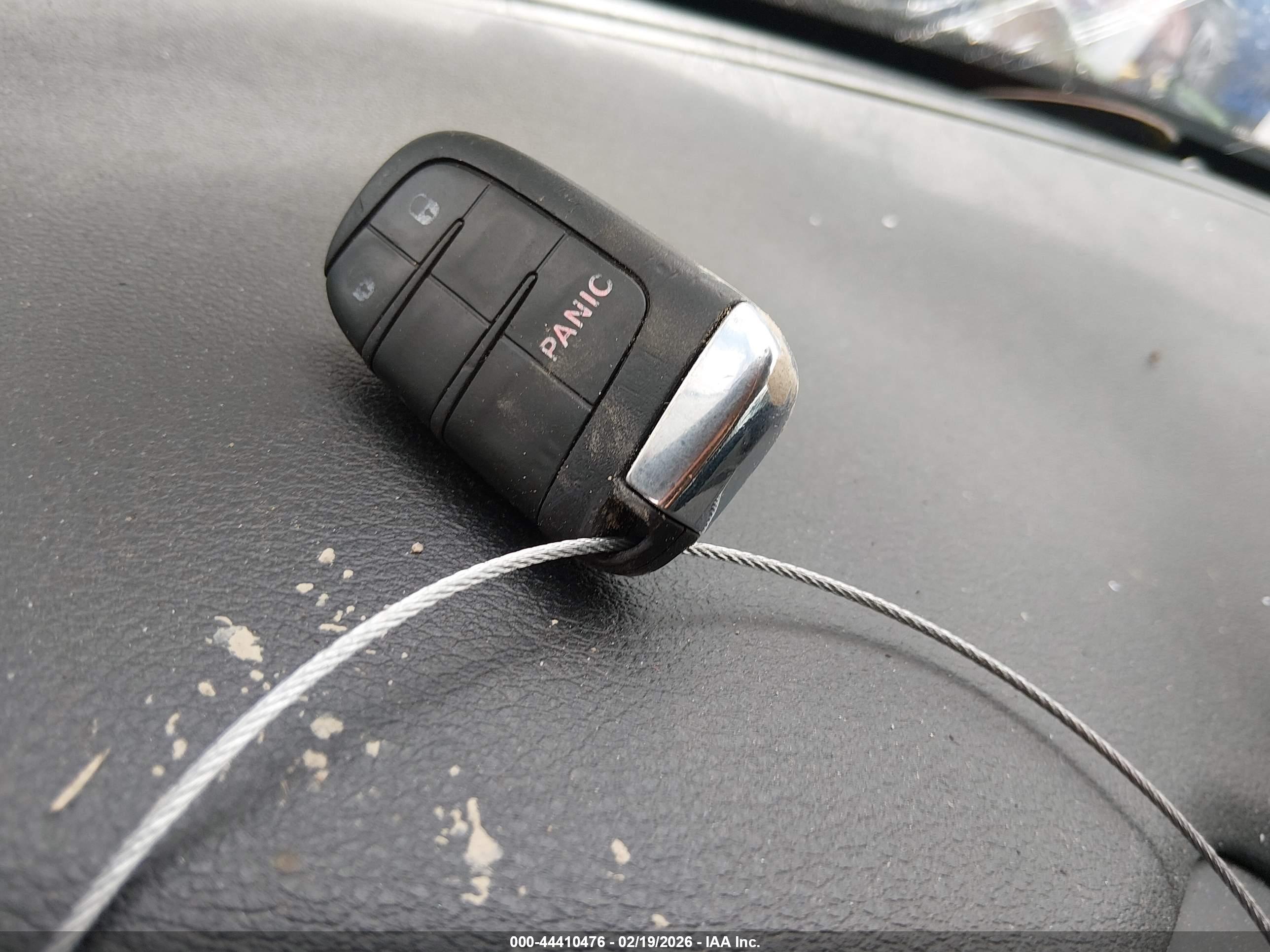 JEEP RENEGADE image 11