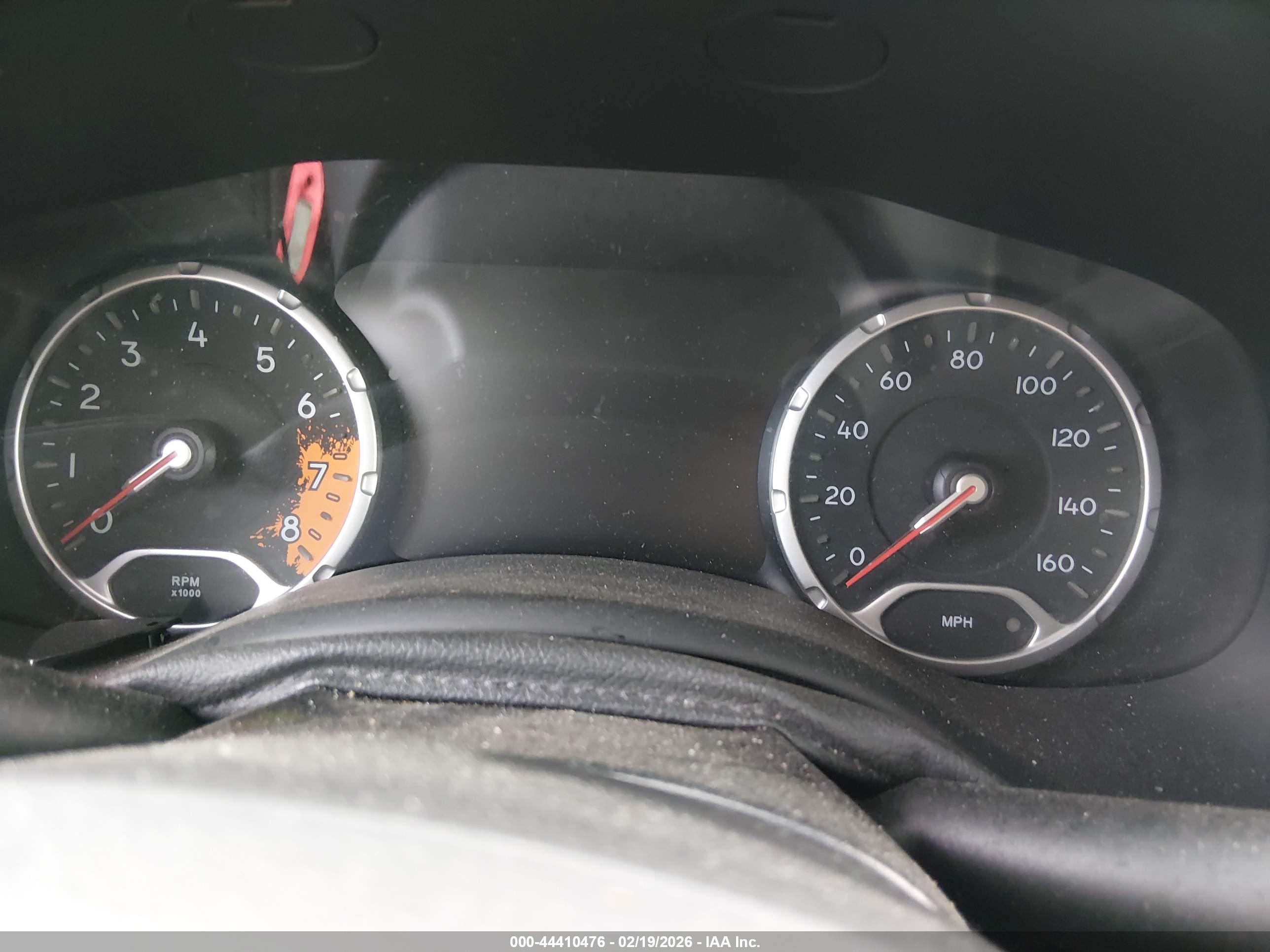 JEEP RENEGADE image 7