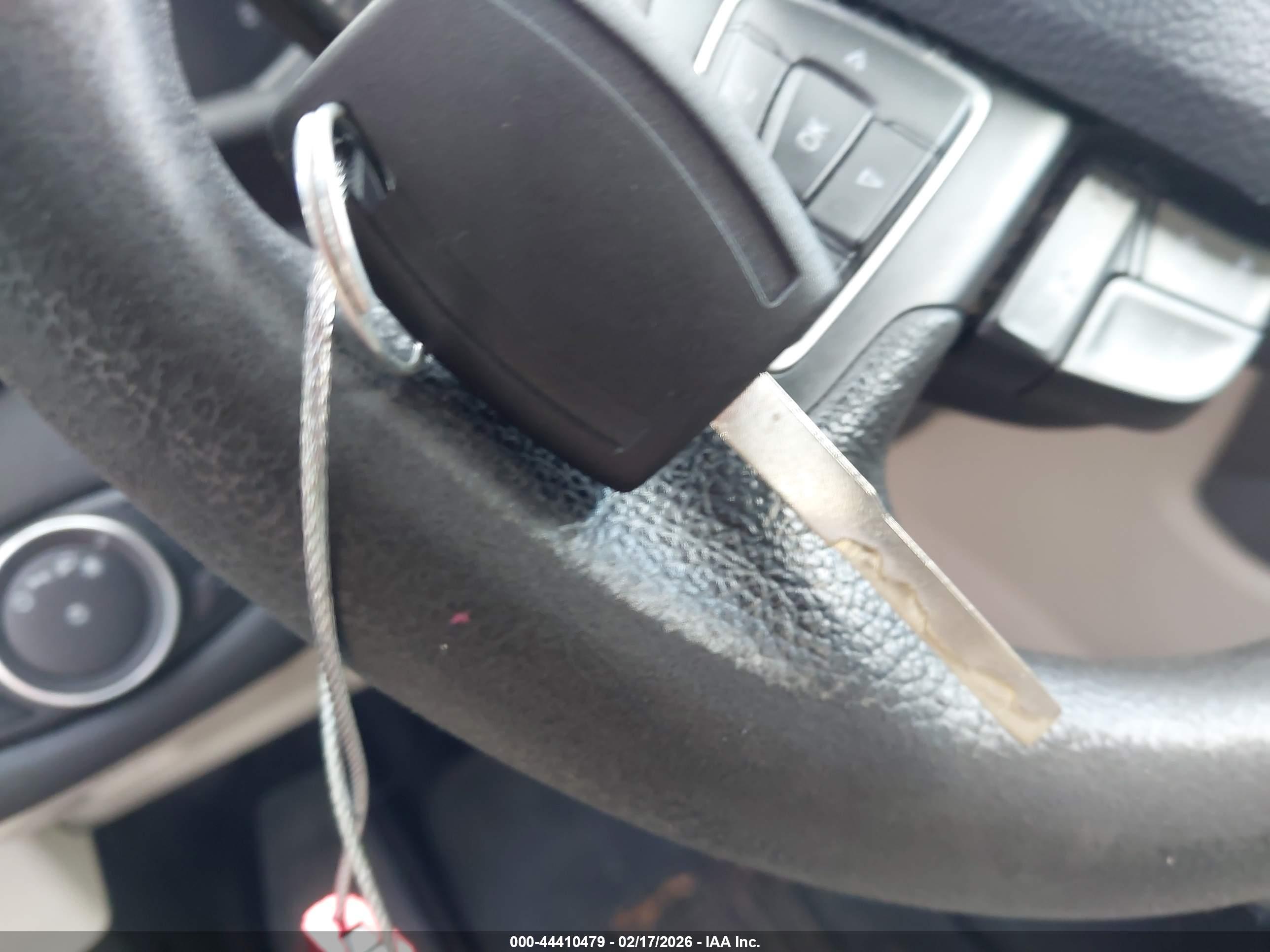 FORD ESCAPE image 11