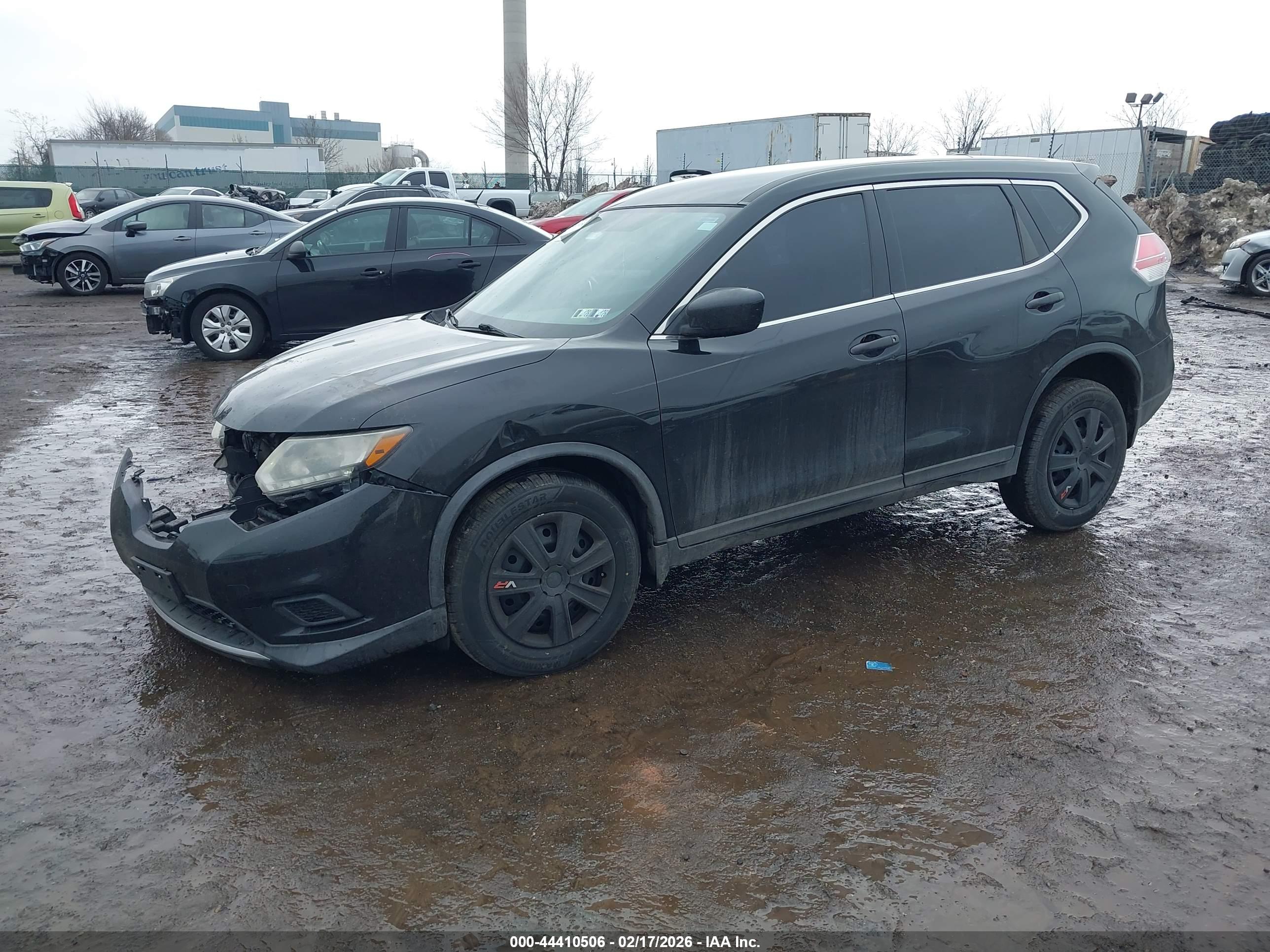 NISSAN ROGUE image 2