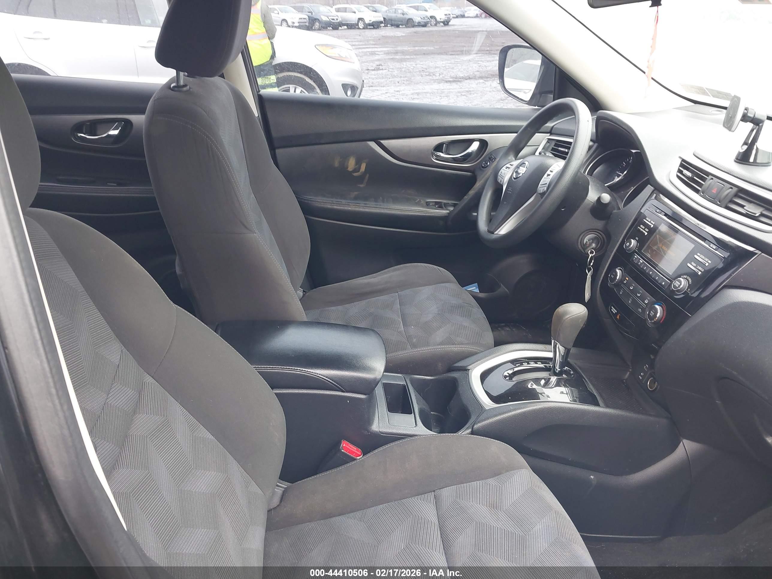 NISSAN ROGUE image 5