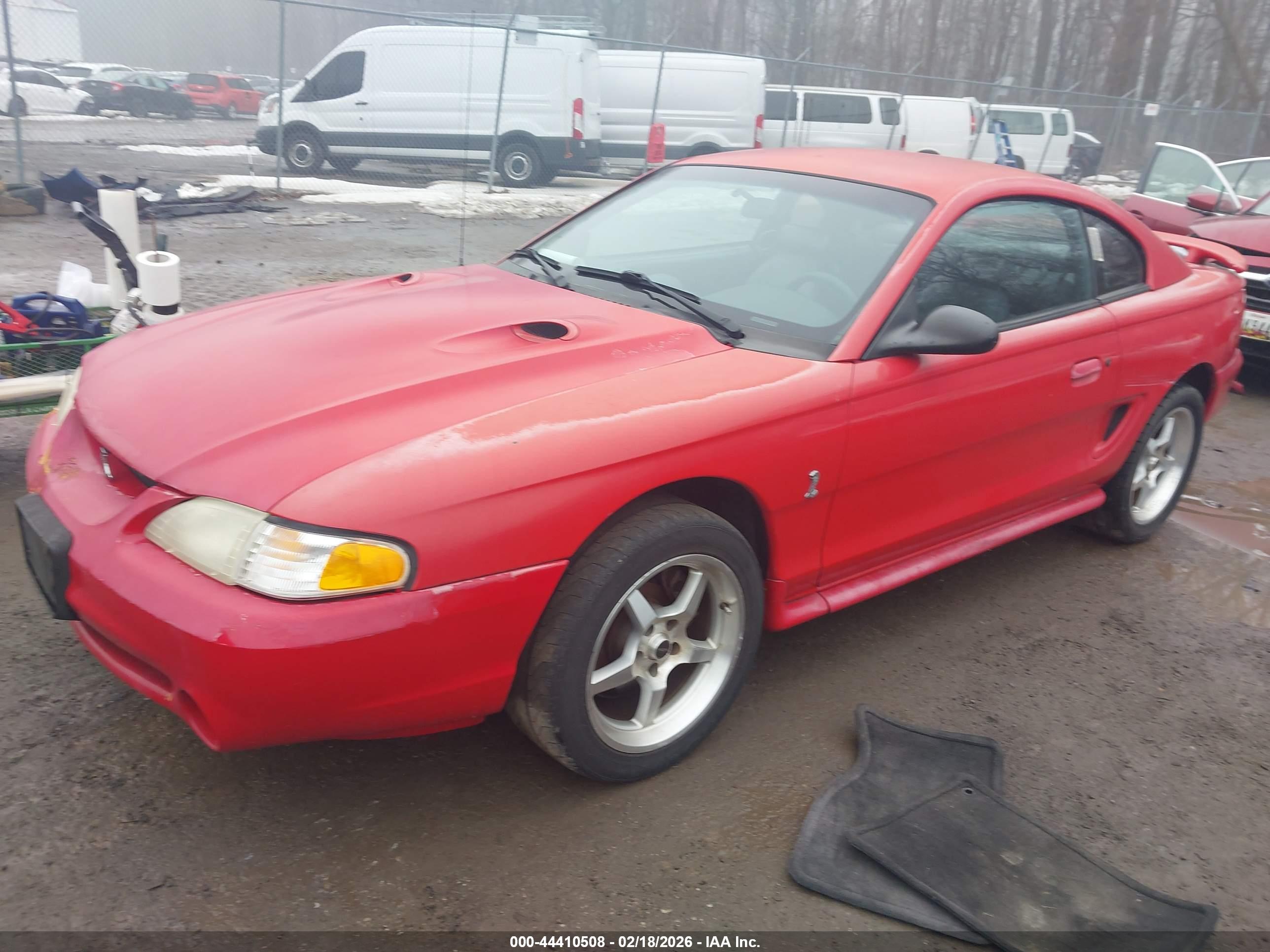 FORD MUSTANG image 2