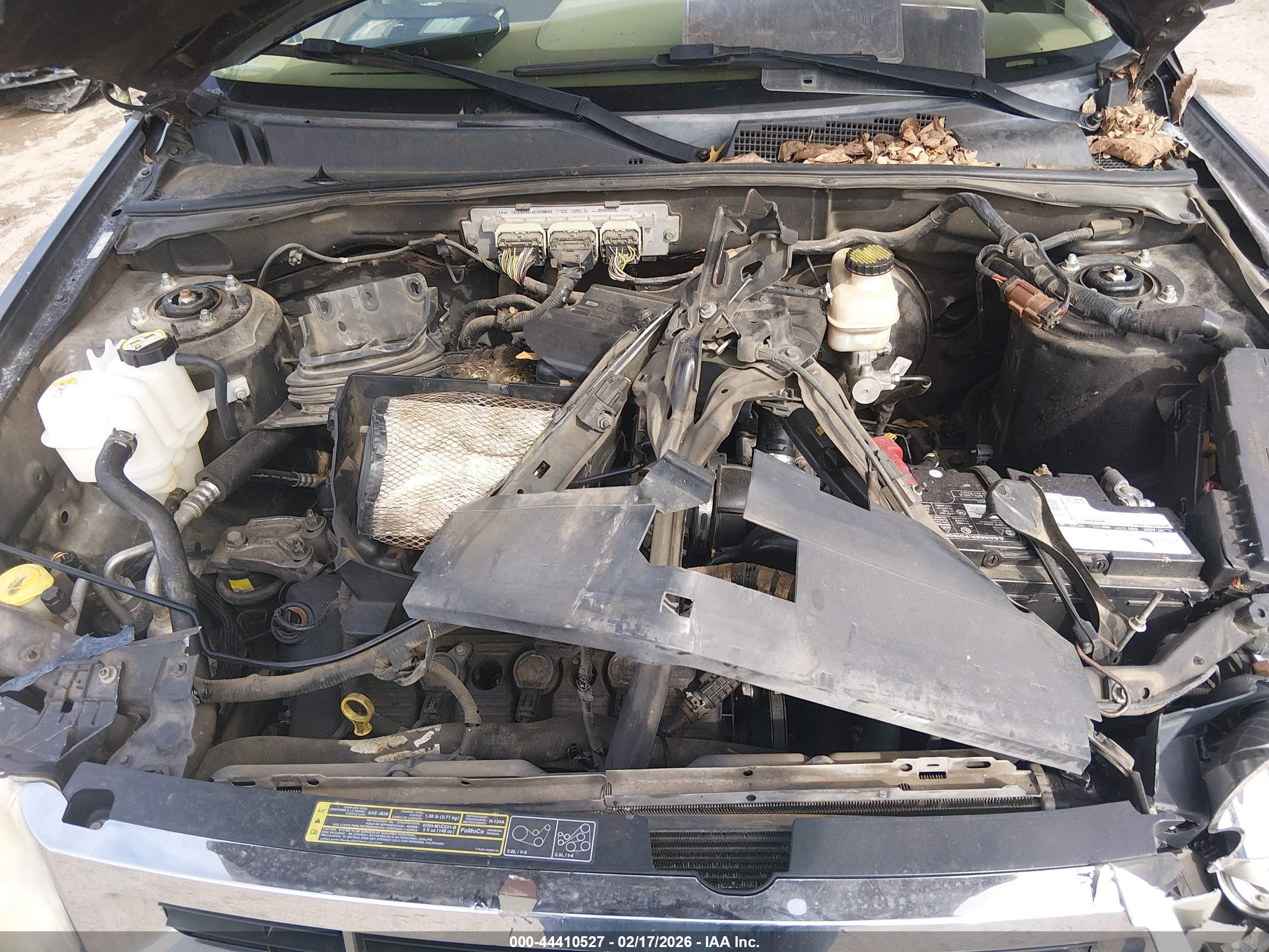 FORD ESCAPE image 10