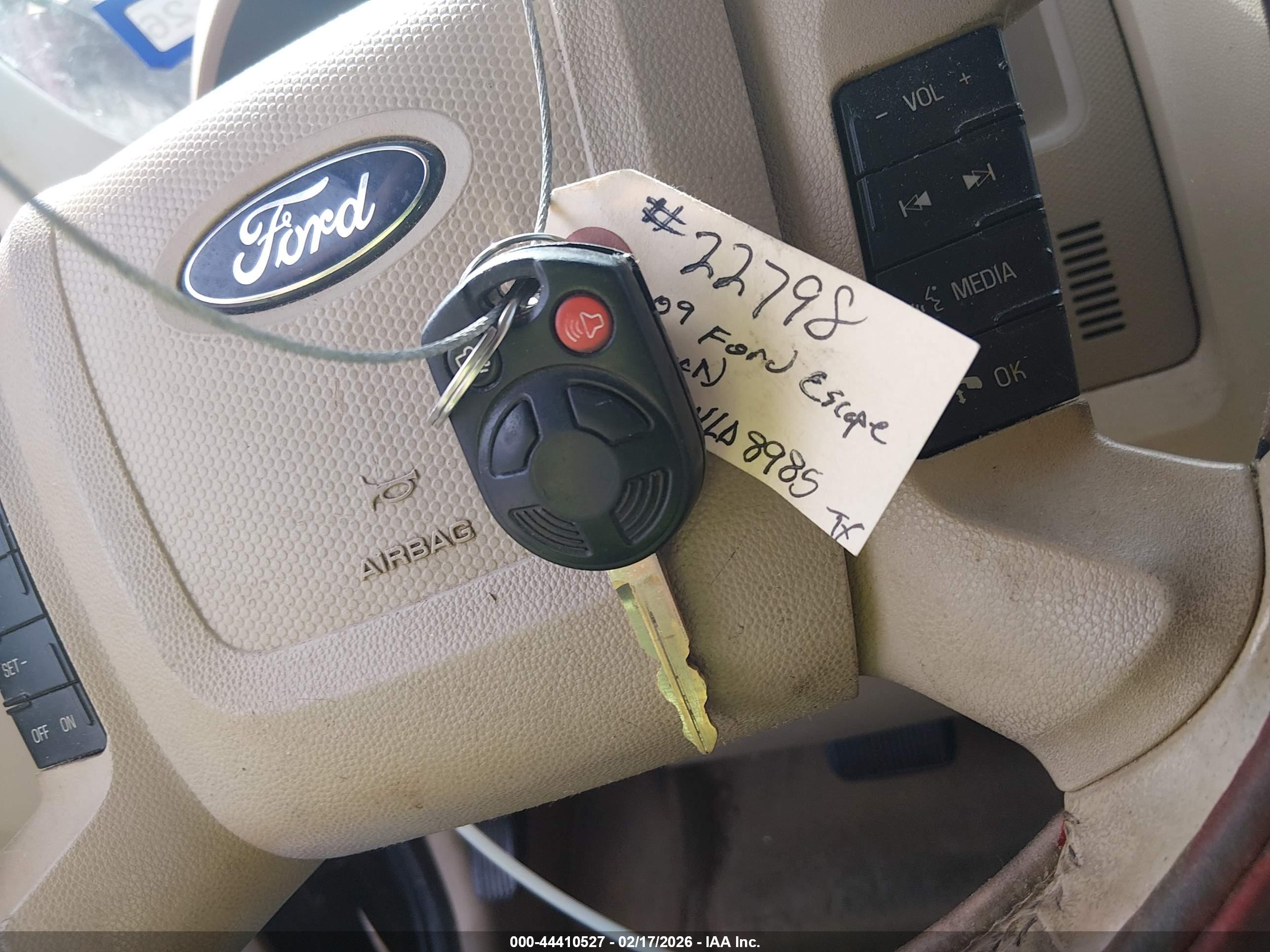 FORD ESCAPE image 11