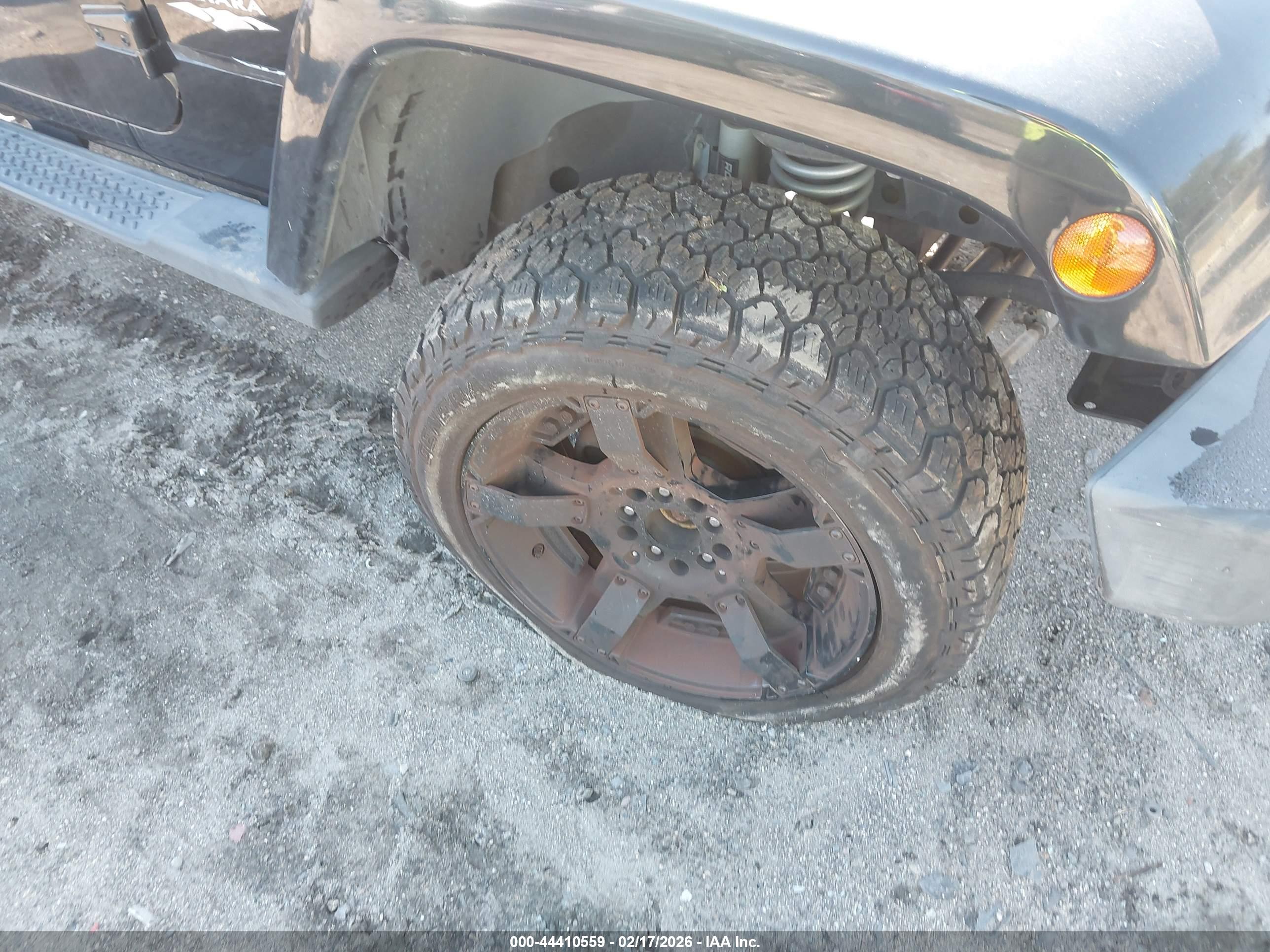 JEEP WRANGLER image 6