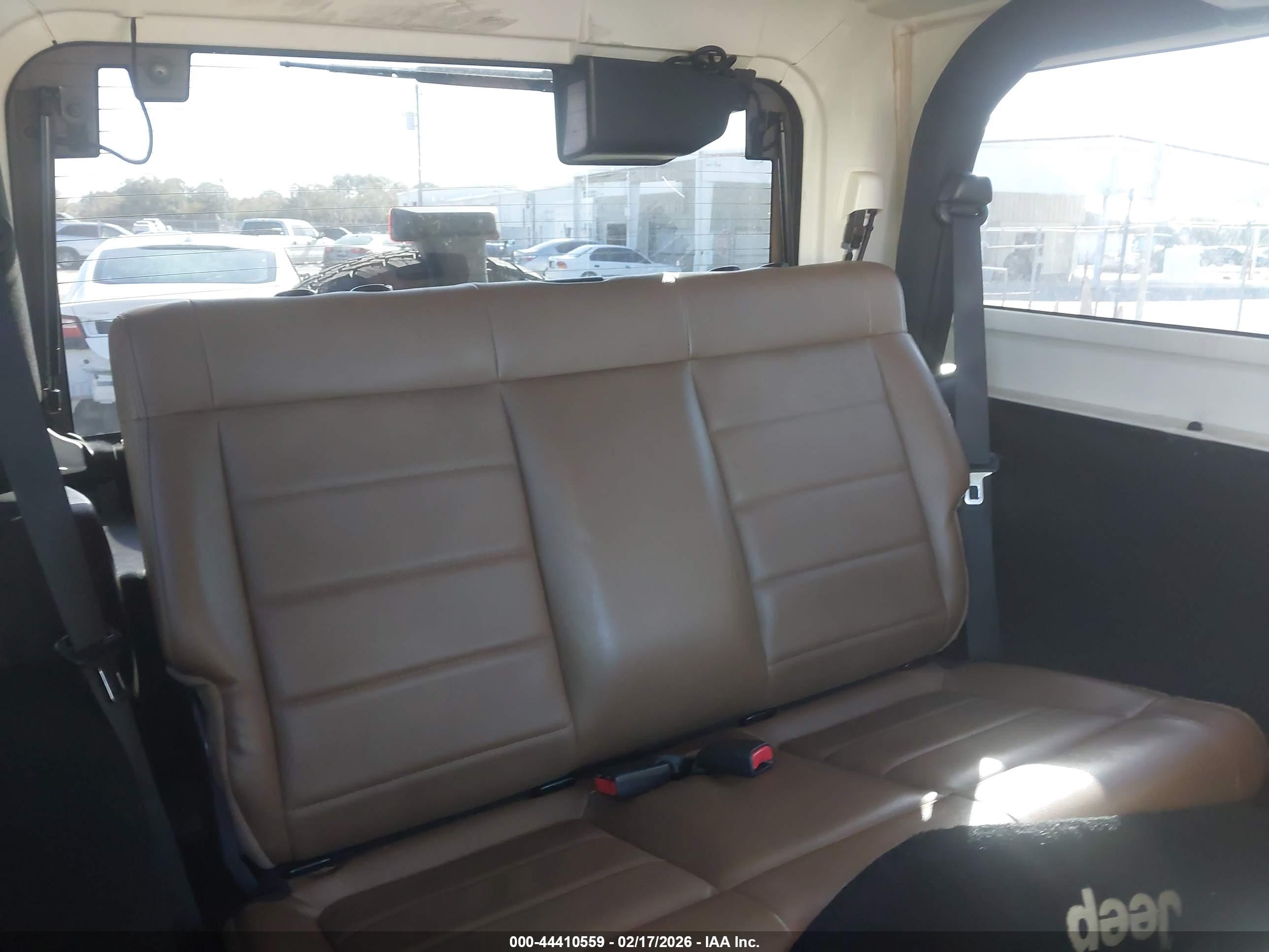 JEEP WRANGLER image 8