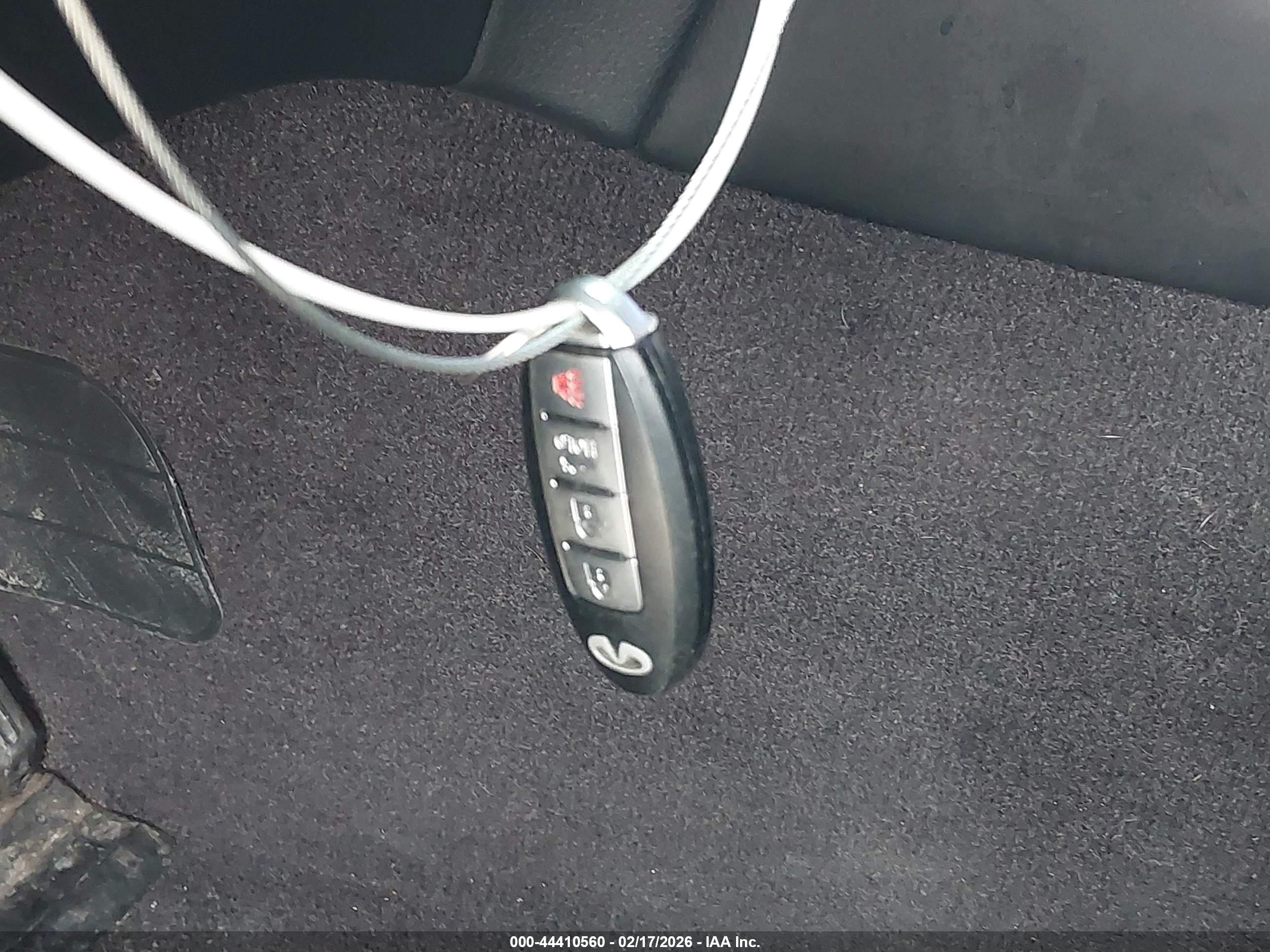 INFINITI Q70L image 11