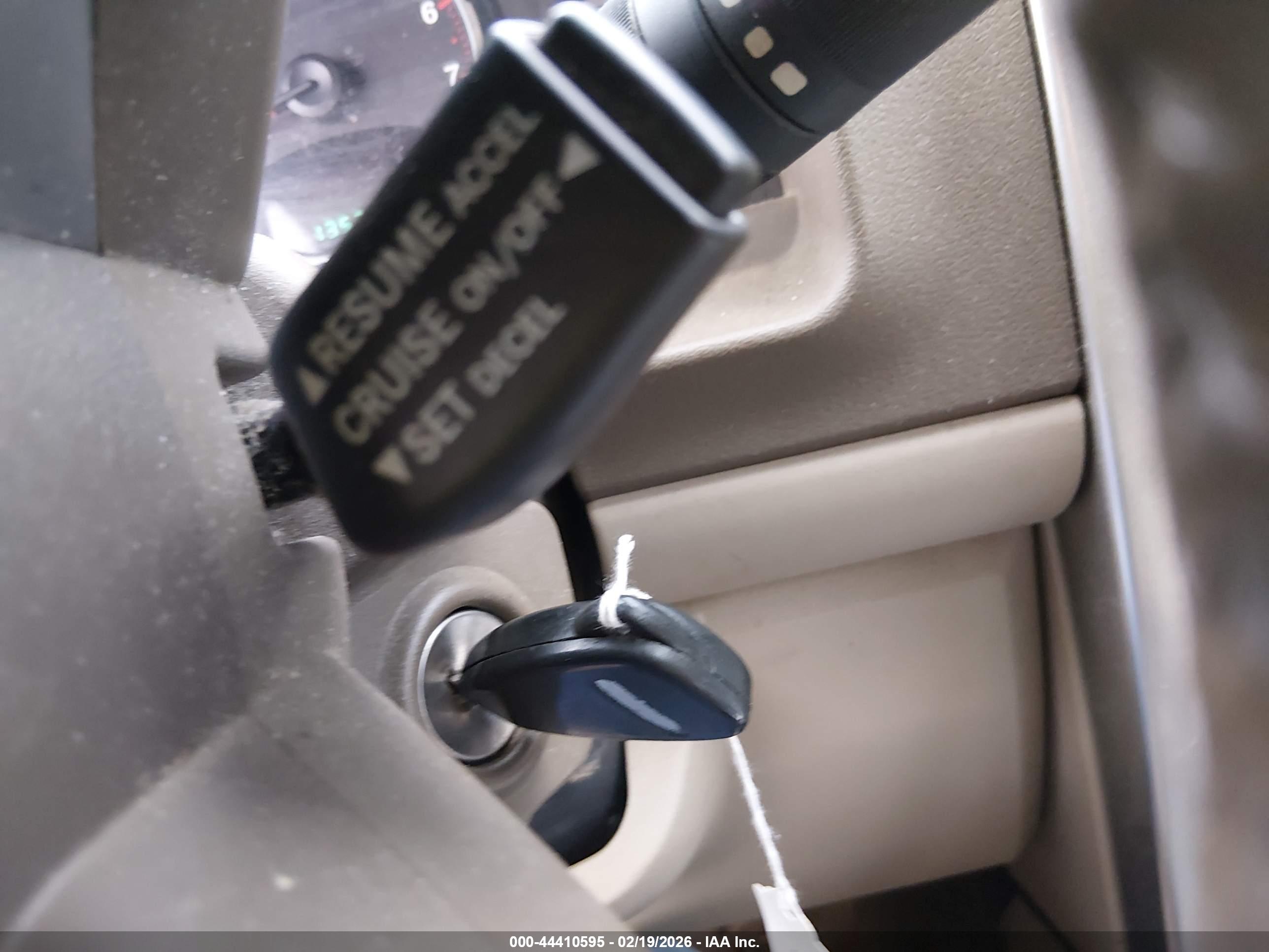 JEEP LIBERTY image 11