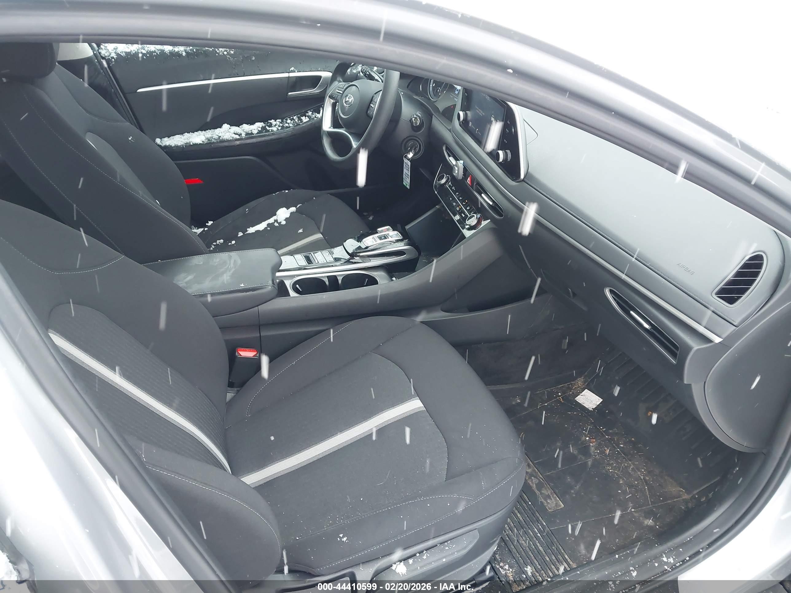 HYUNDAI SONATA image 5