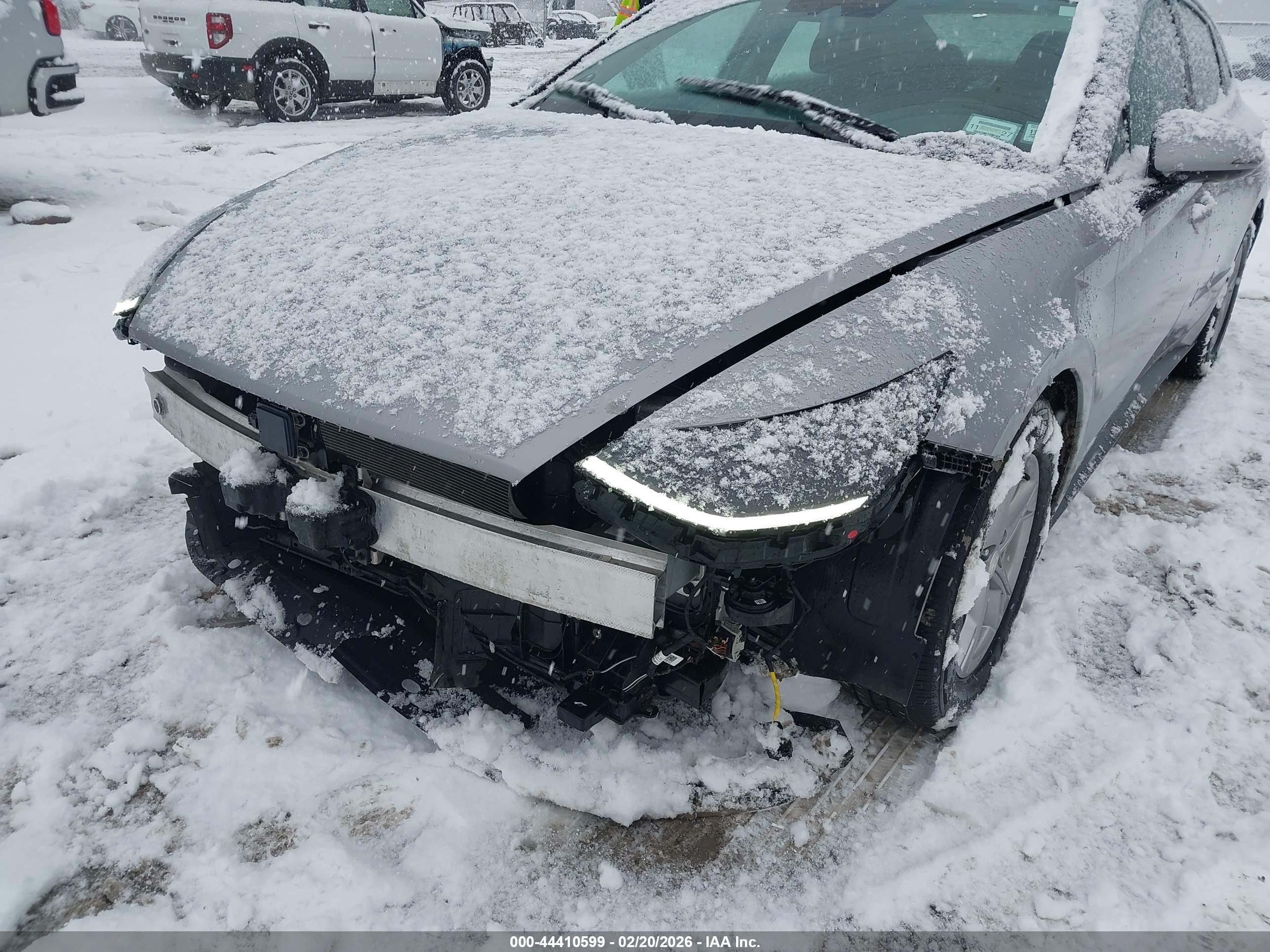 HYUNDAI SONATA image 6