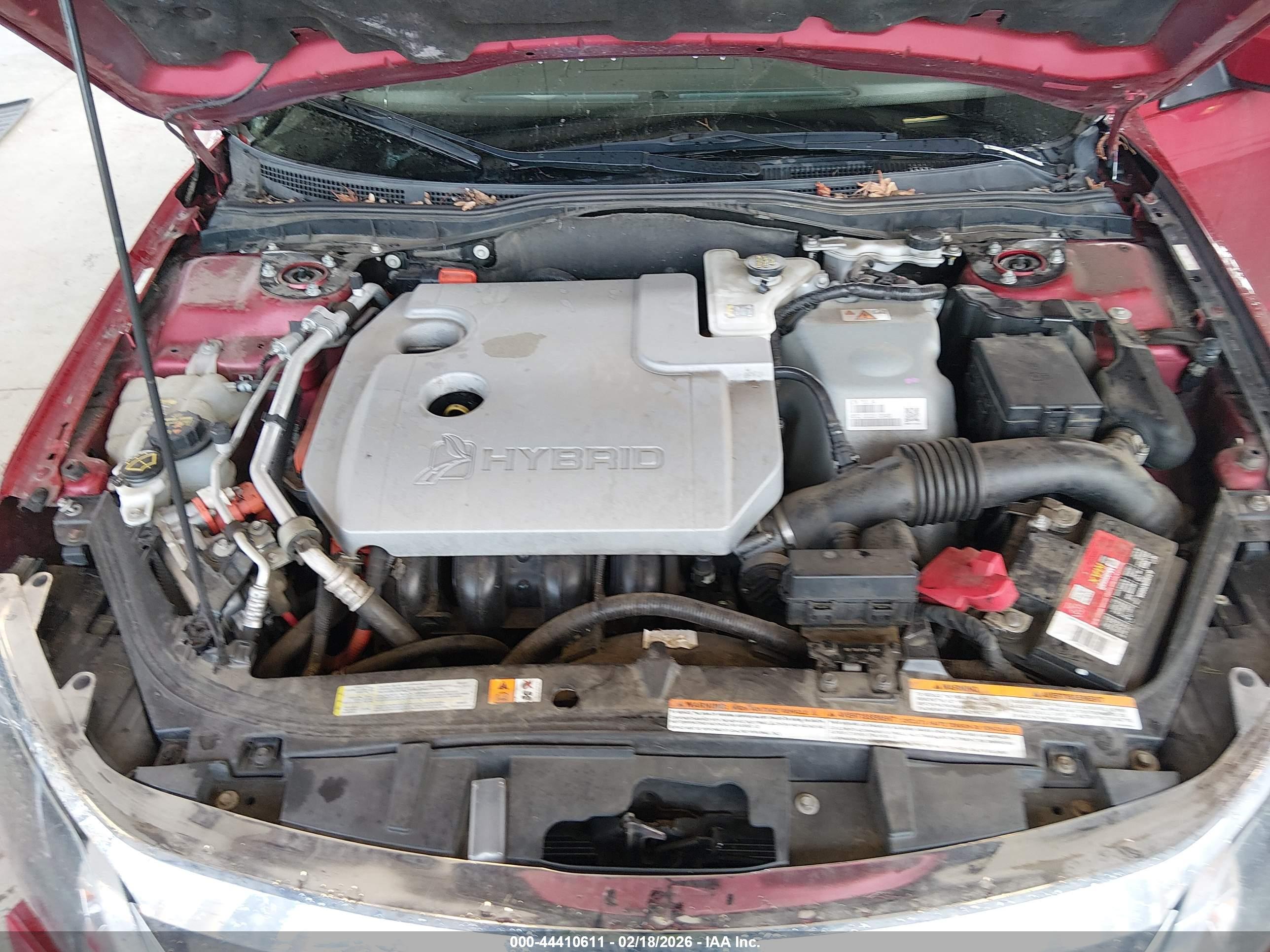 FORD FUSION image 10