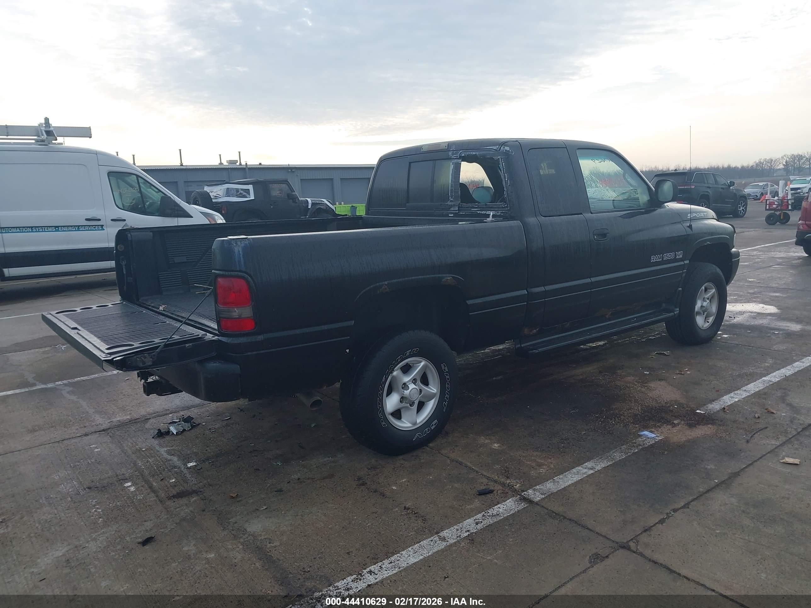 DODGE RAM image 4