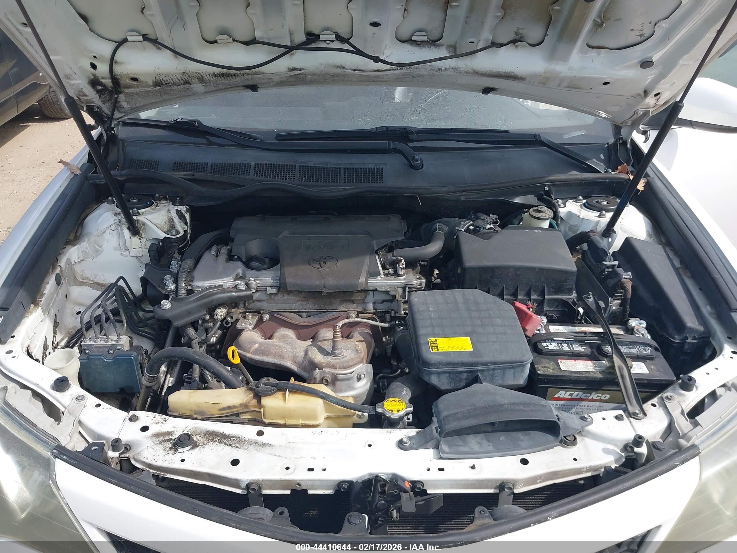 TOYOTA CAMRY image 10
