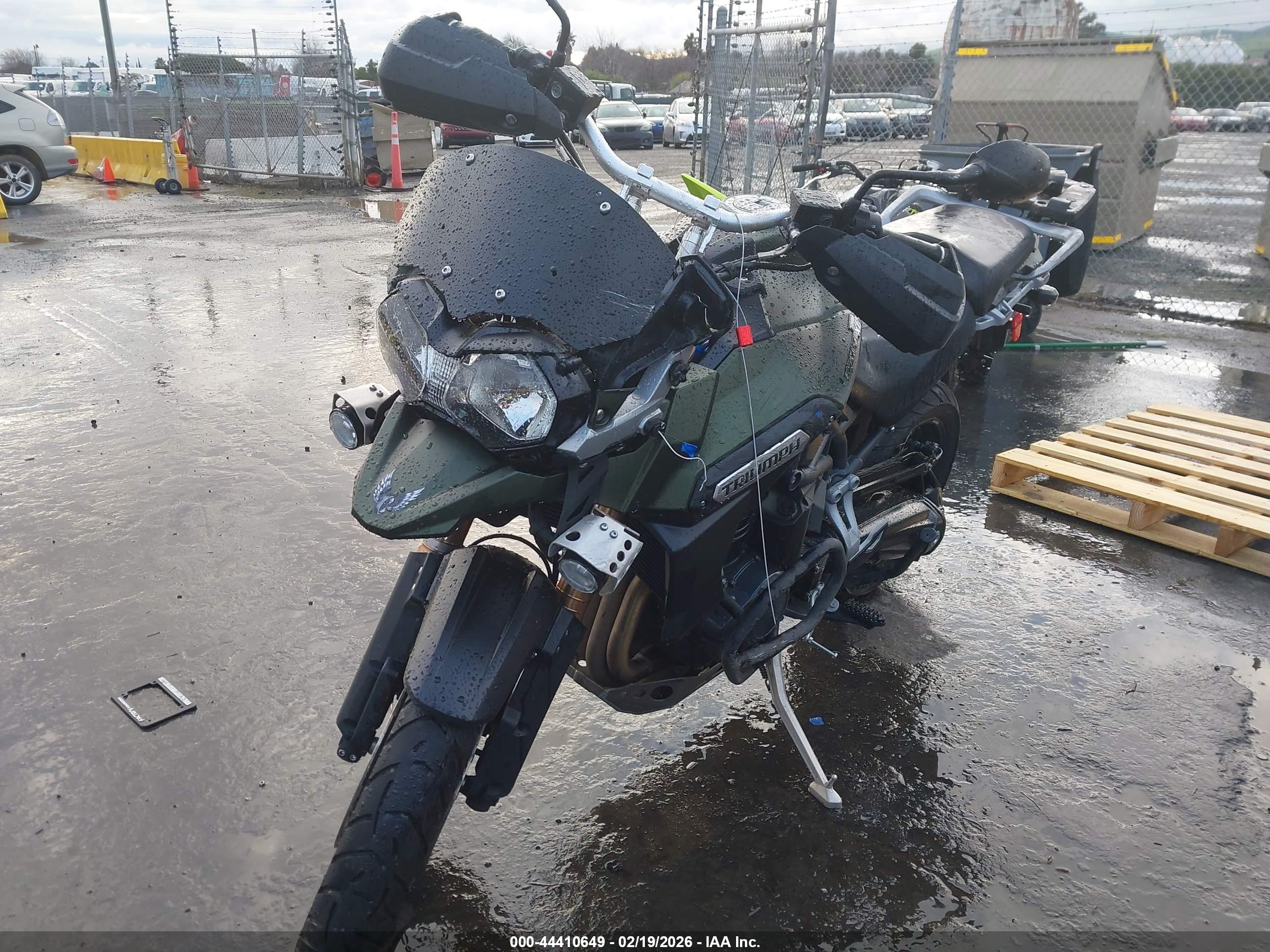 TRIUMPH MOTORCYCLE image 2
