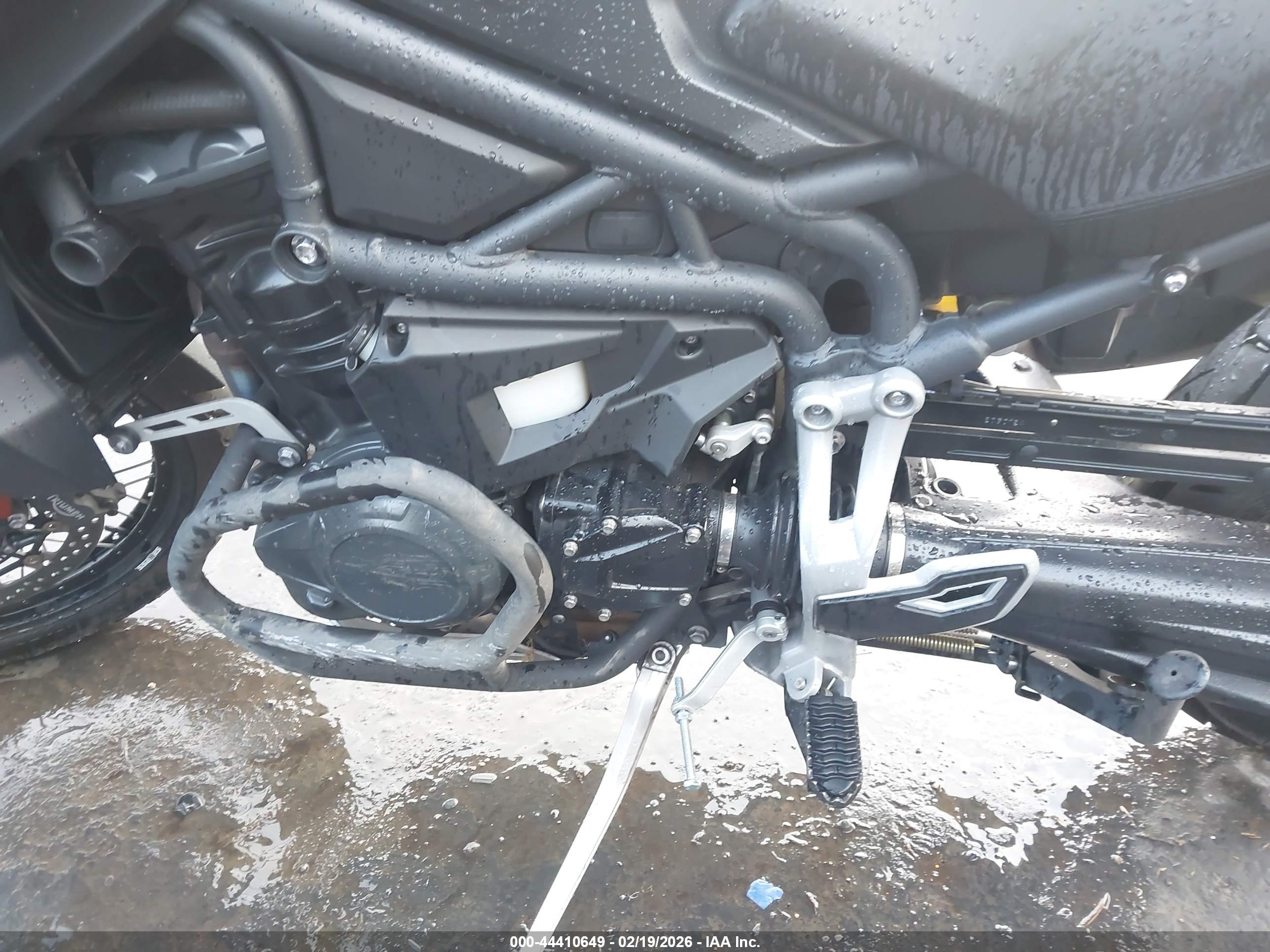 TRIUMPH MOTORCYCLE image 9