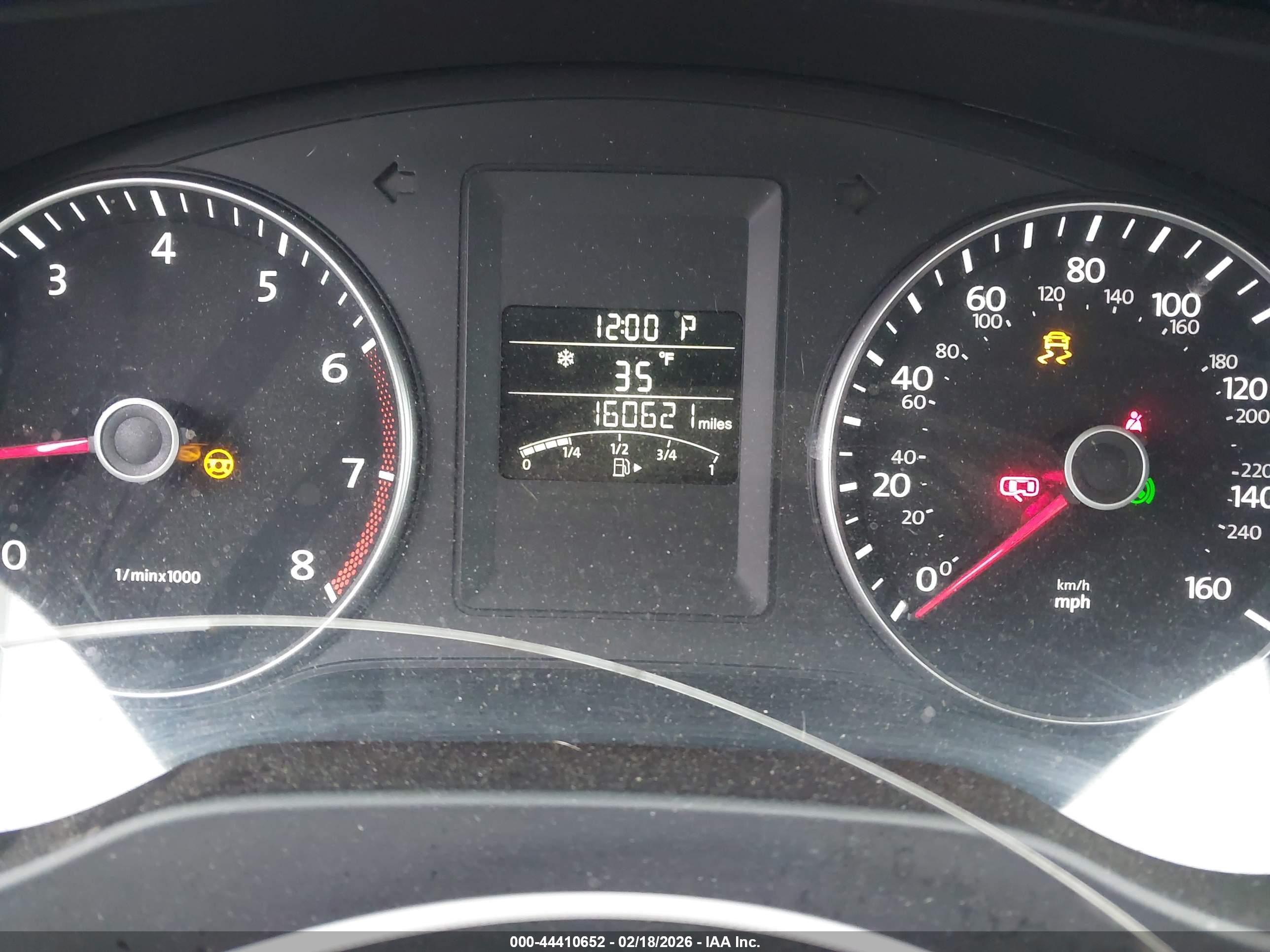 VOLKSWAGEN JETTA image 7