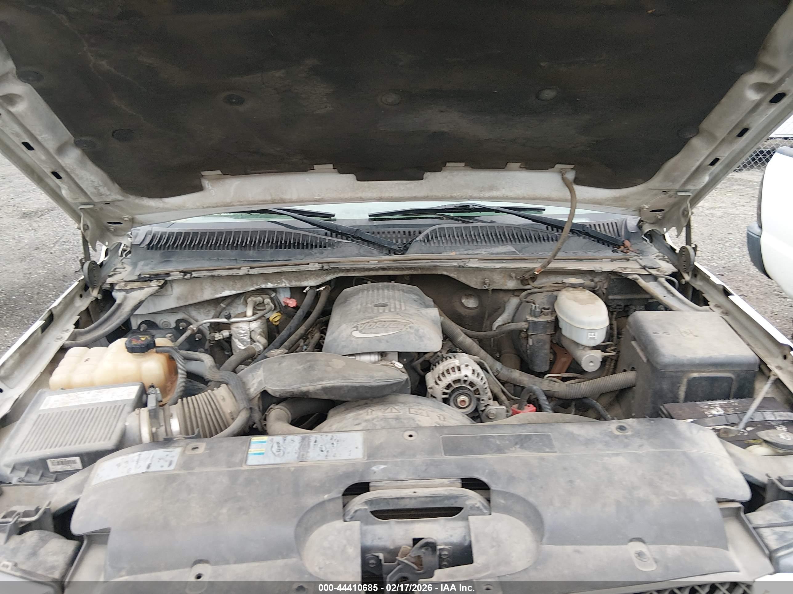 CHEVROLET SILVERADO image 10