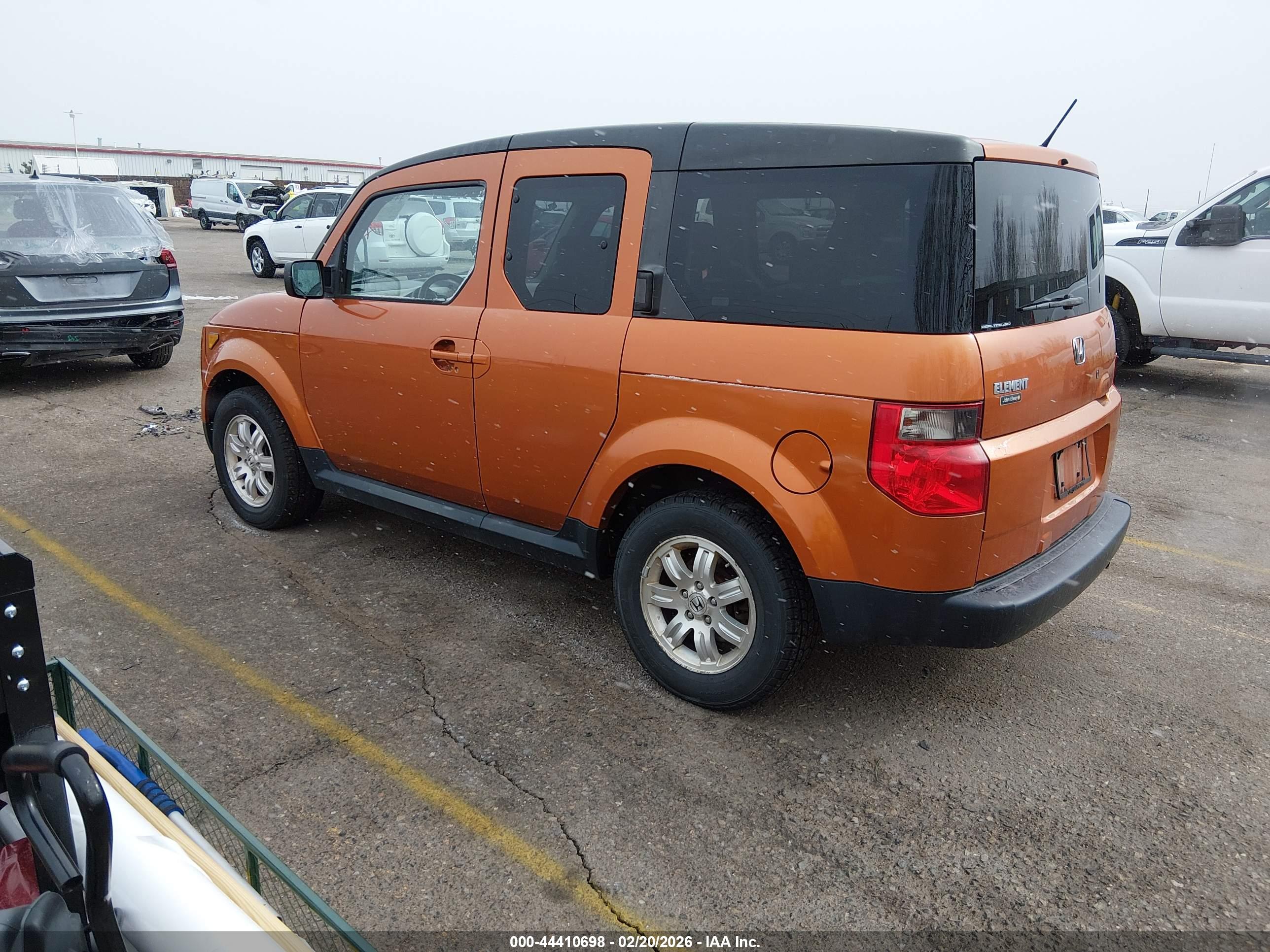 HONDA ELEMENT image 3