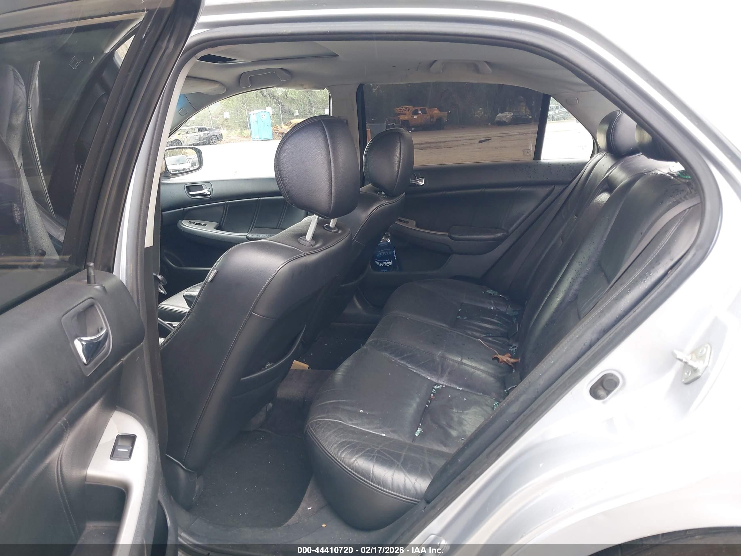 HONDA ACCORD image 8