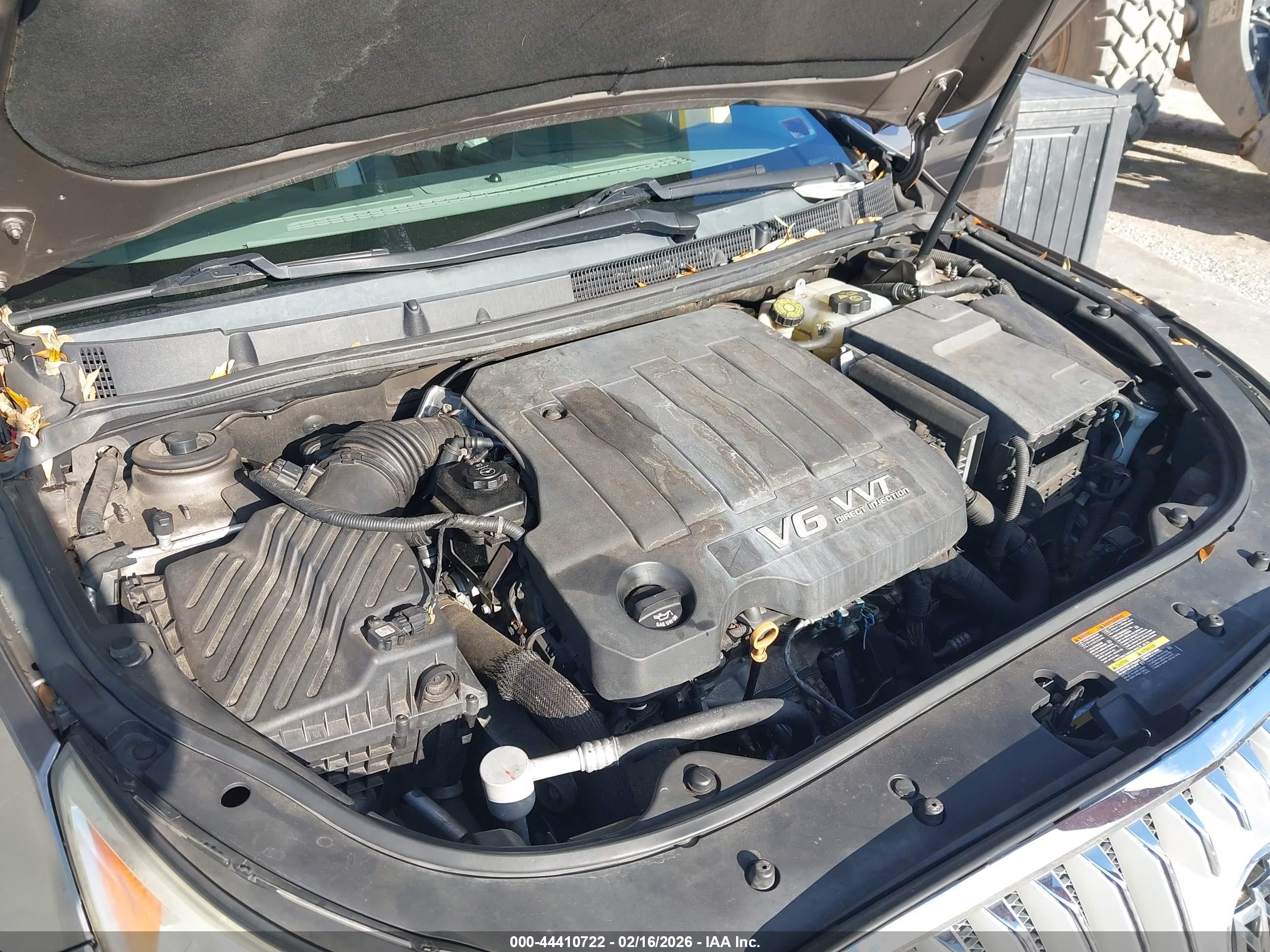 BUICK LACROSSE image 10